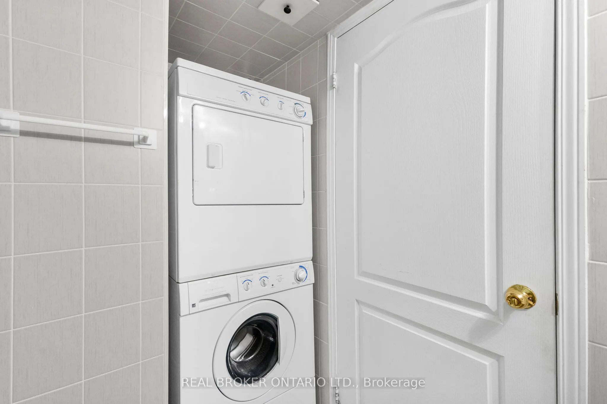 649E Warden Avenue, #27