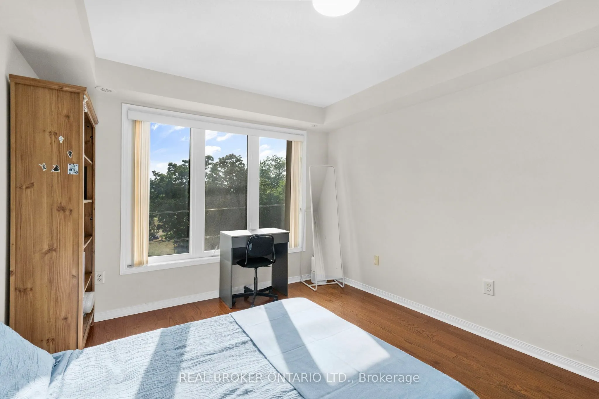 649E Warden Avenue, #27