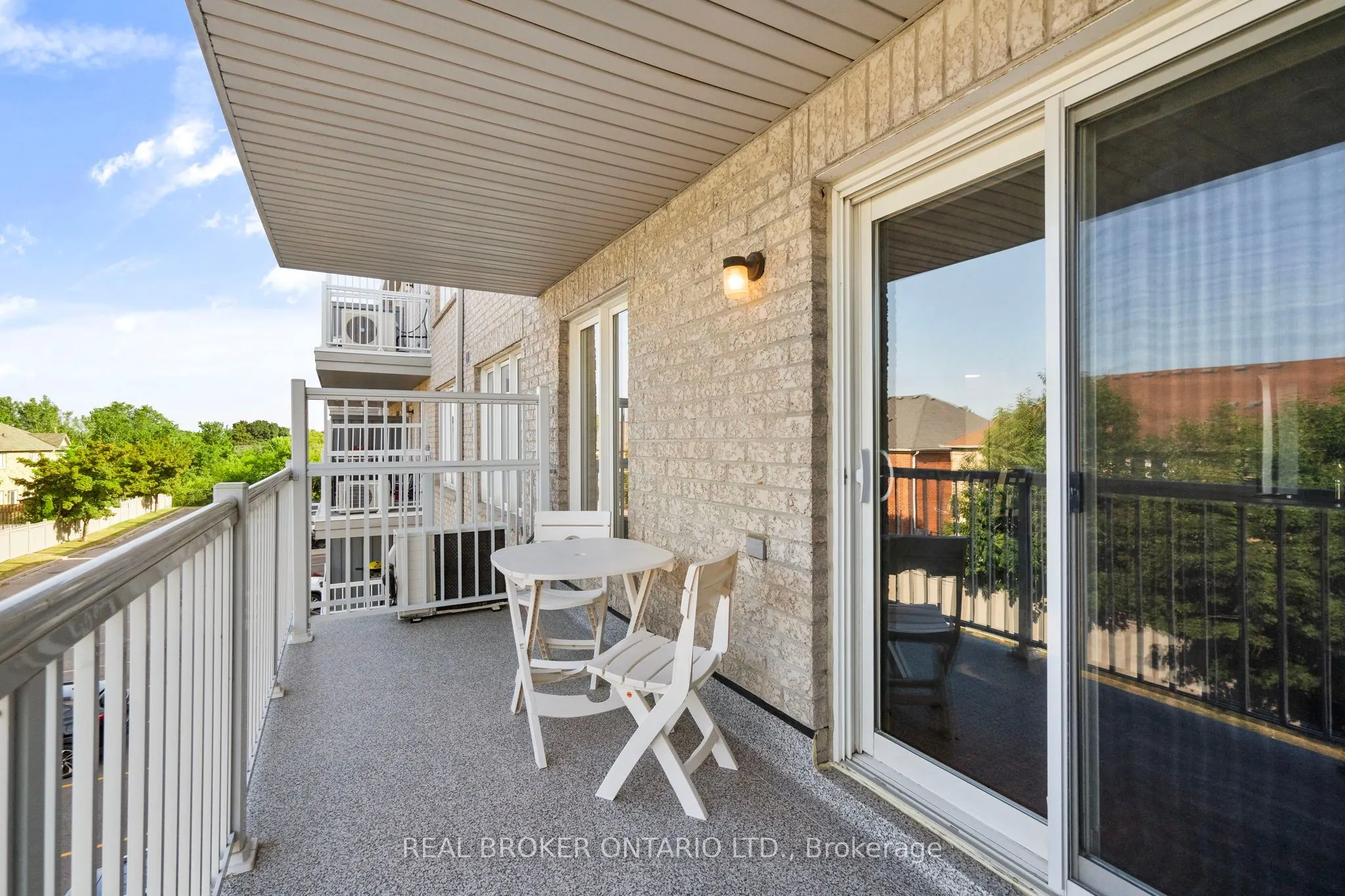 649E Warden Avenue, #27
