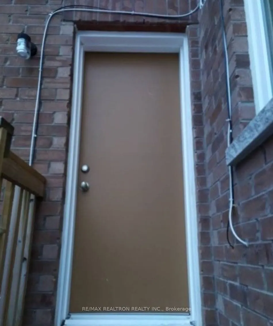 15 Wildflower Way, #Bsmt