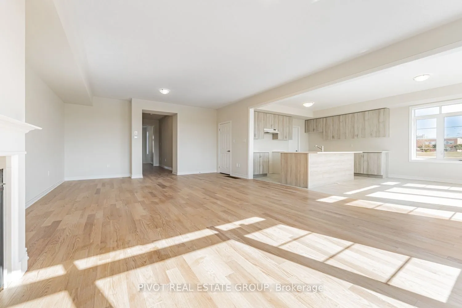 32 Waterfront Crescent