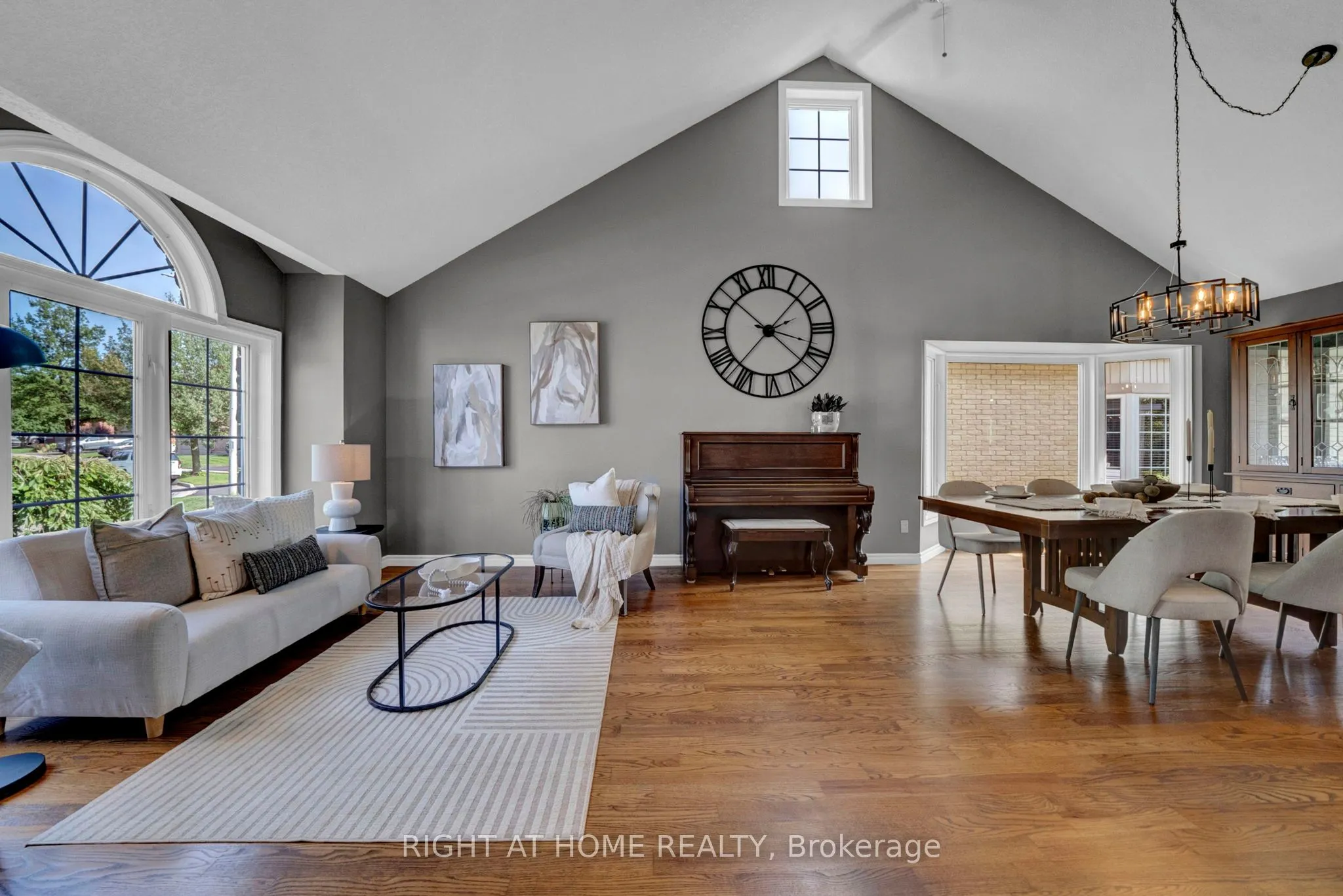 889 Oberland Drive