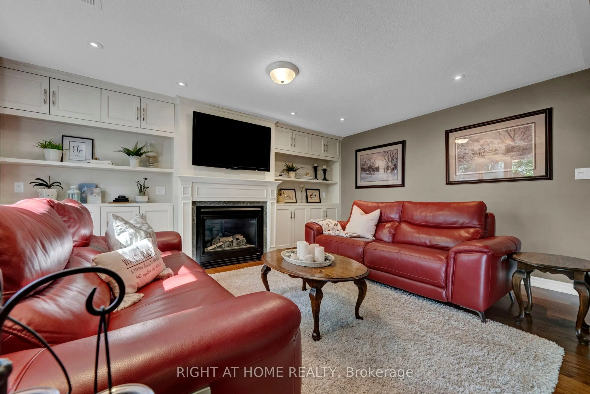 889 Oberland Drive