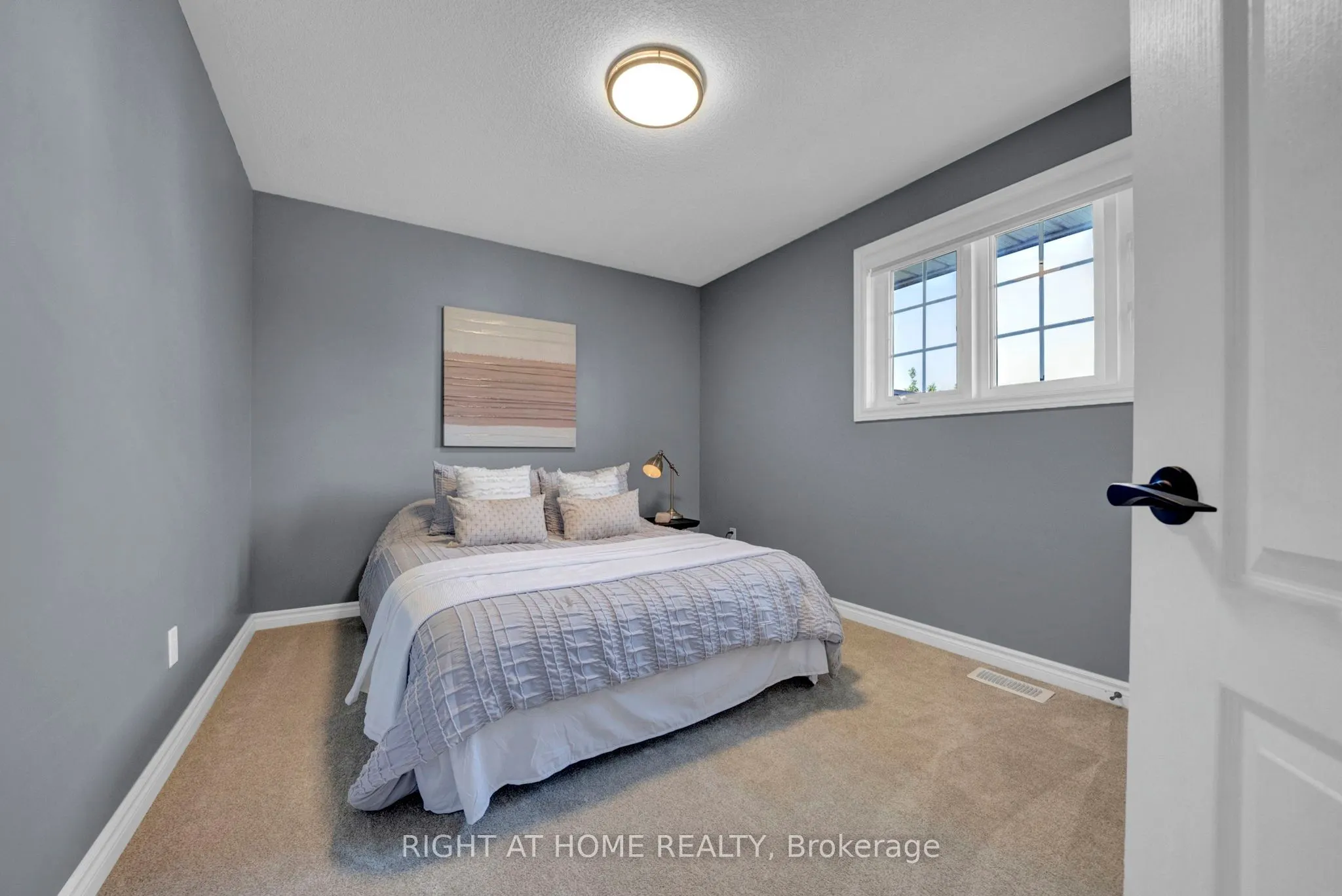 889 Oberland Drive