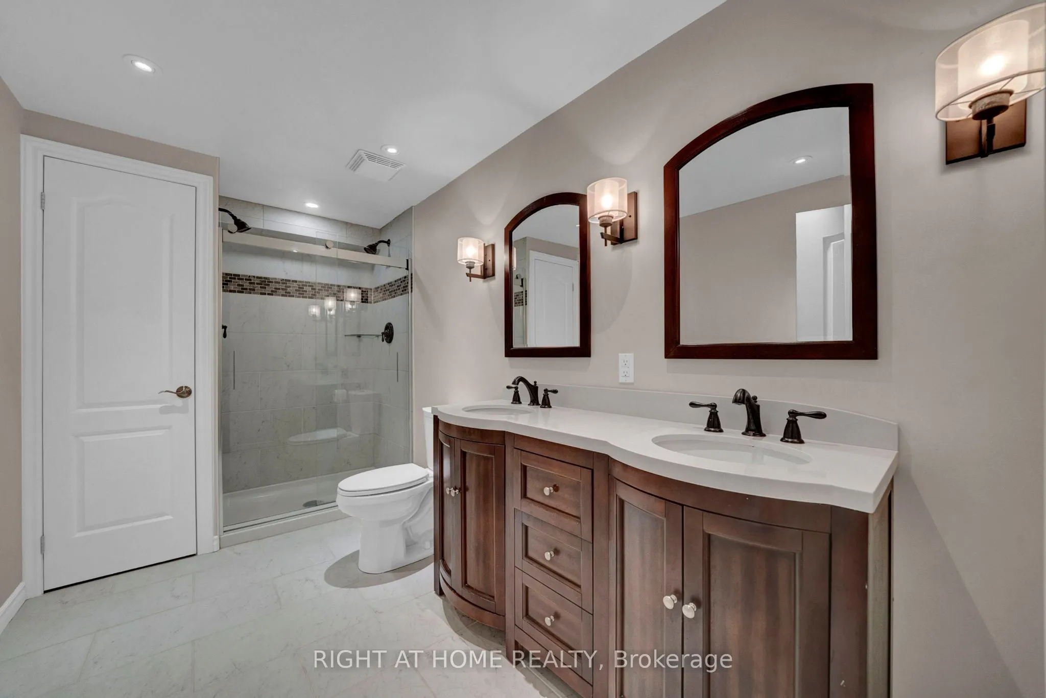 889 Oberland Drive