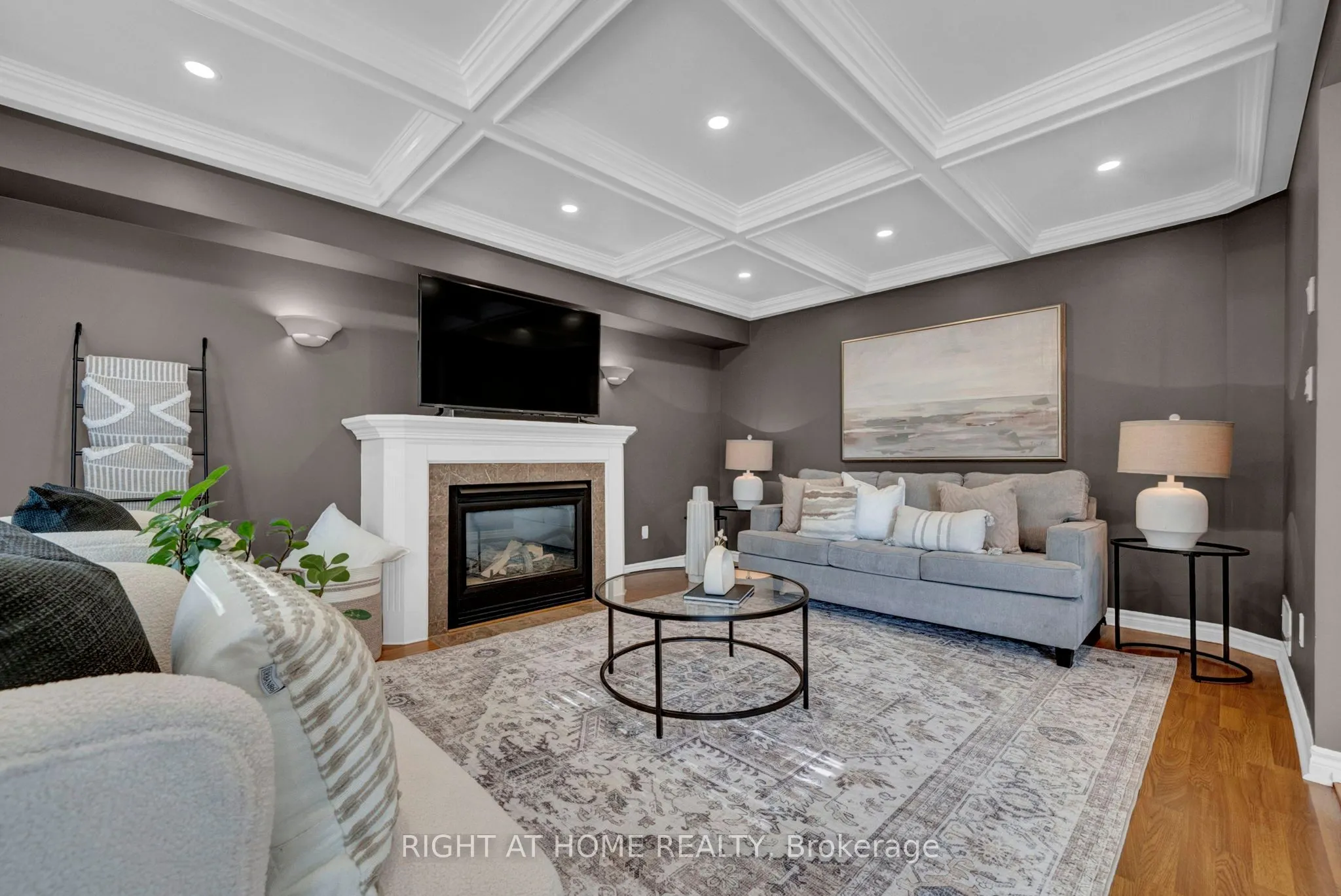 889 Oberland Drive