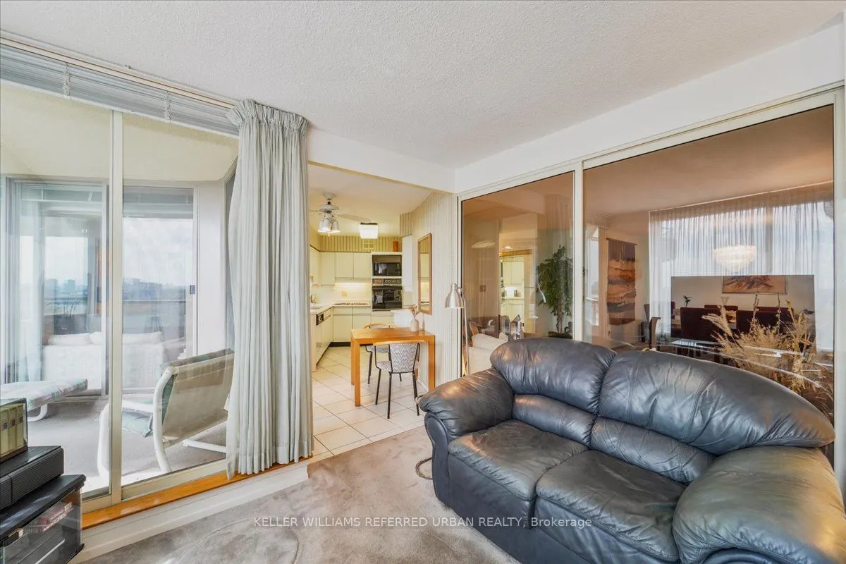 175 Bamburgh Circle, #1918