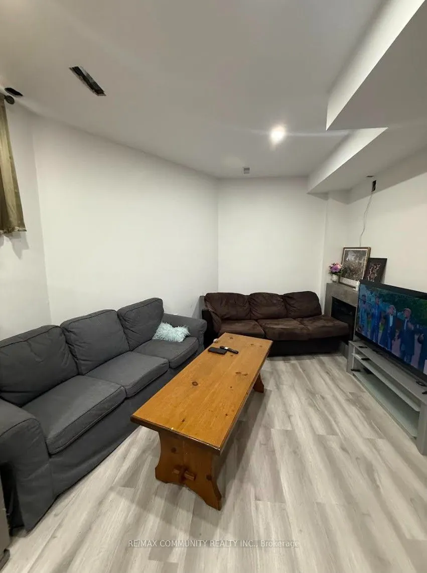 25 Hearth Place, #Basement