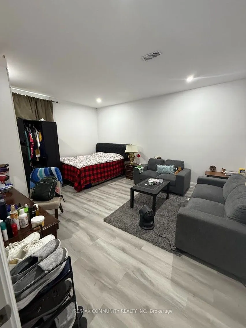 25 Hearth Place, #Basement