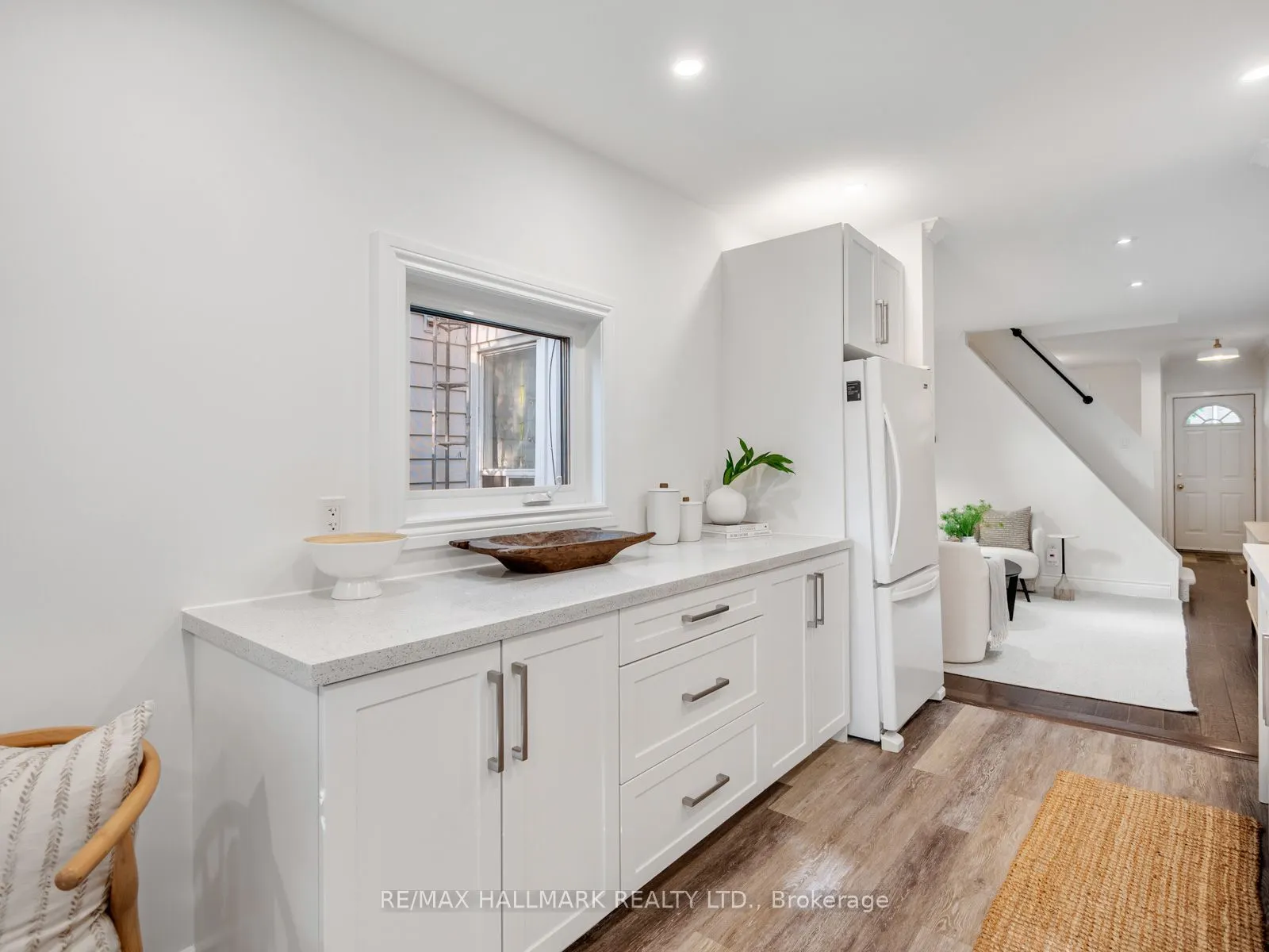 92 Moberly Avenue