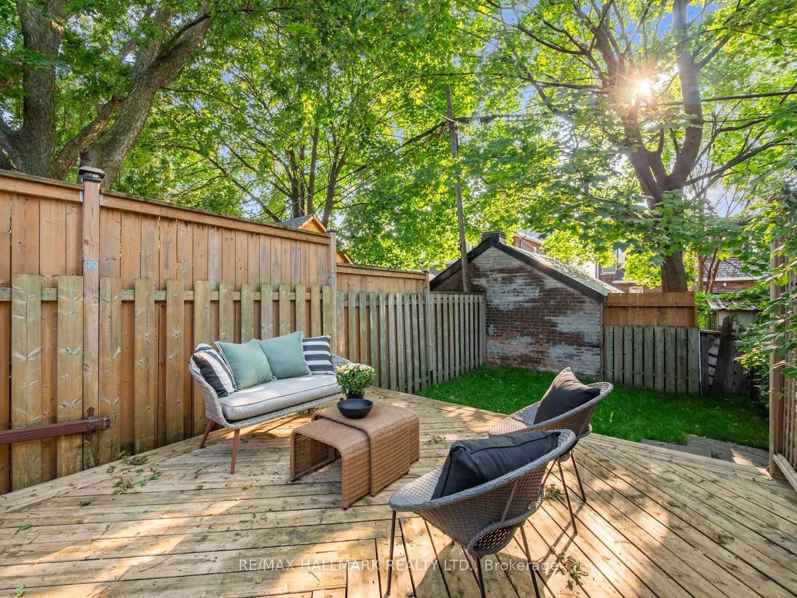 92 Moberly Avenue