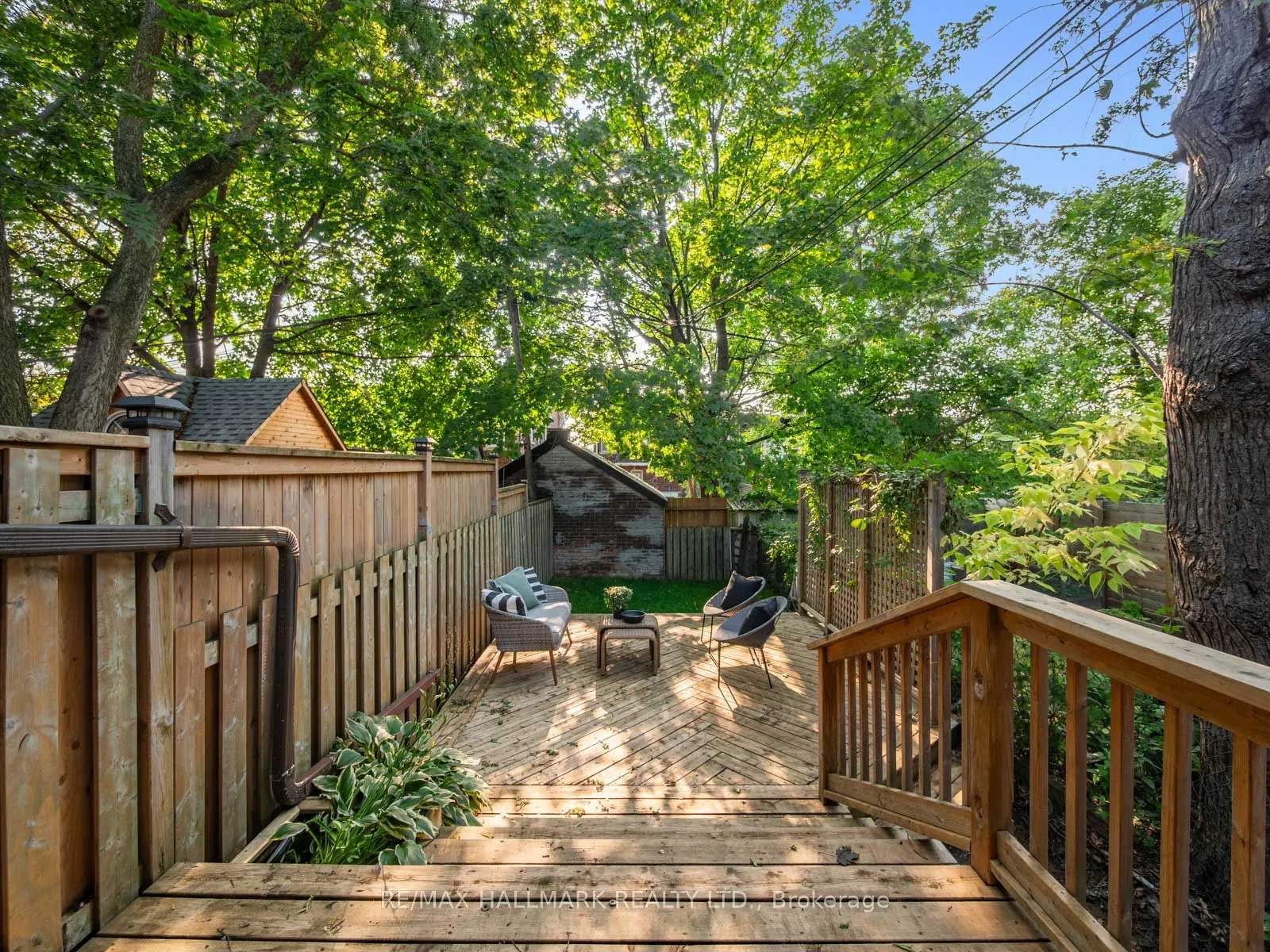 92 Moberly Avenue