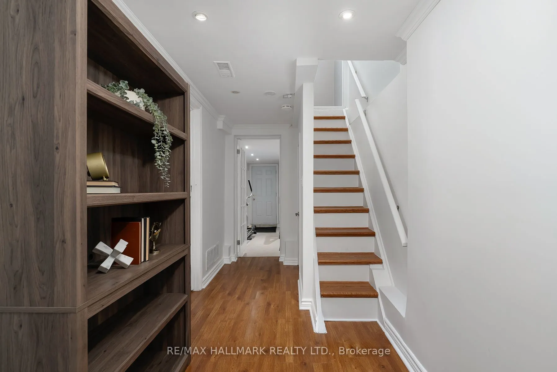 54 Wroxeter Avenue