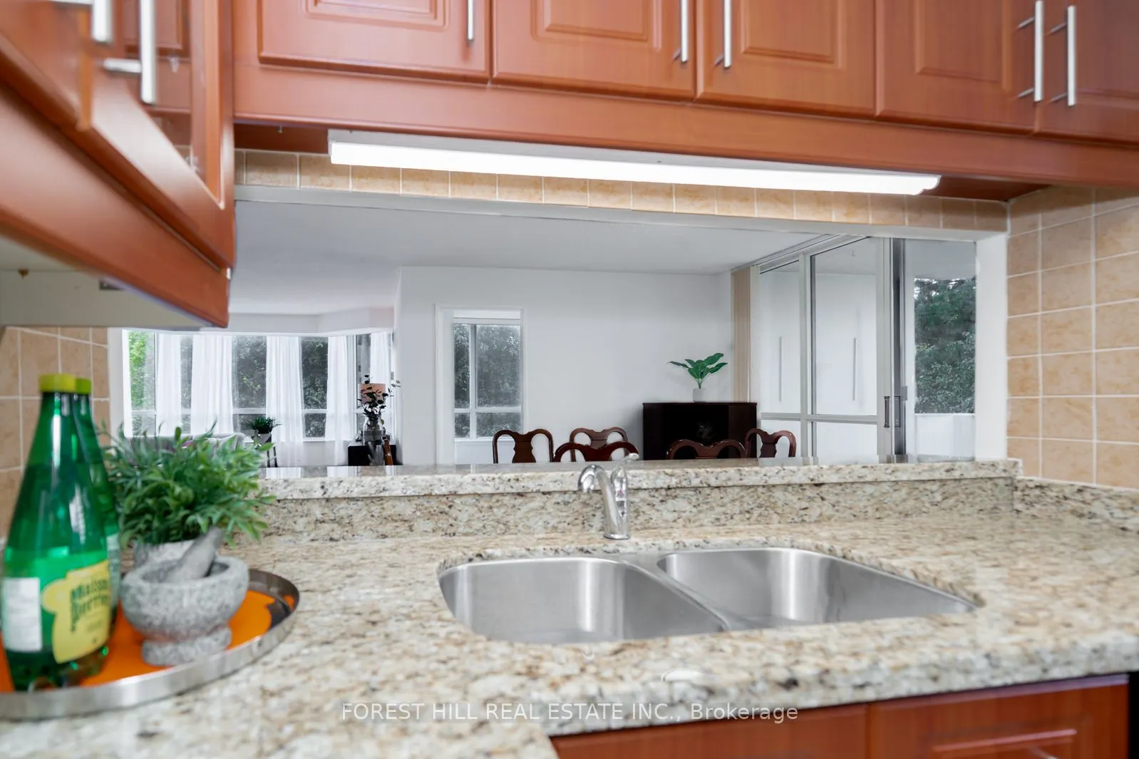 225 Bamburgh Circle, #303