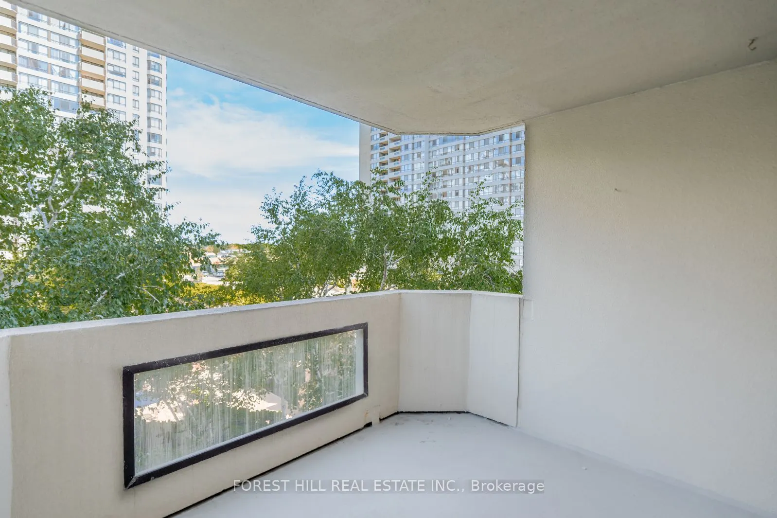 225 Bamburgh Circle, #303
