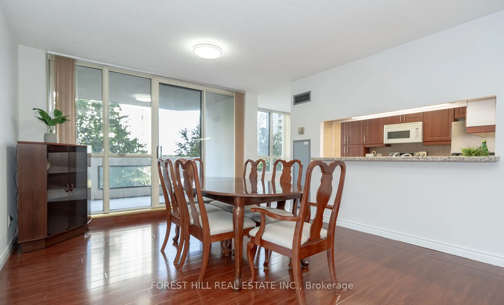 225 Bamburgh Circle, #303
