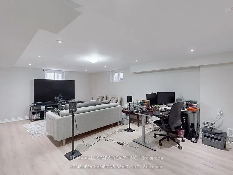 896 Kennedy Road, #Basement