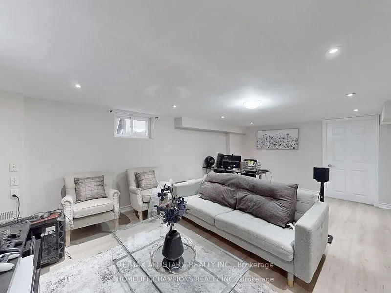 896 Kennedy Road, #Basement