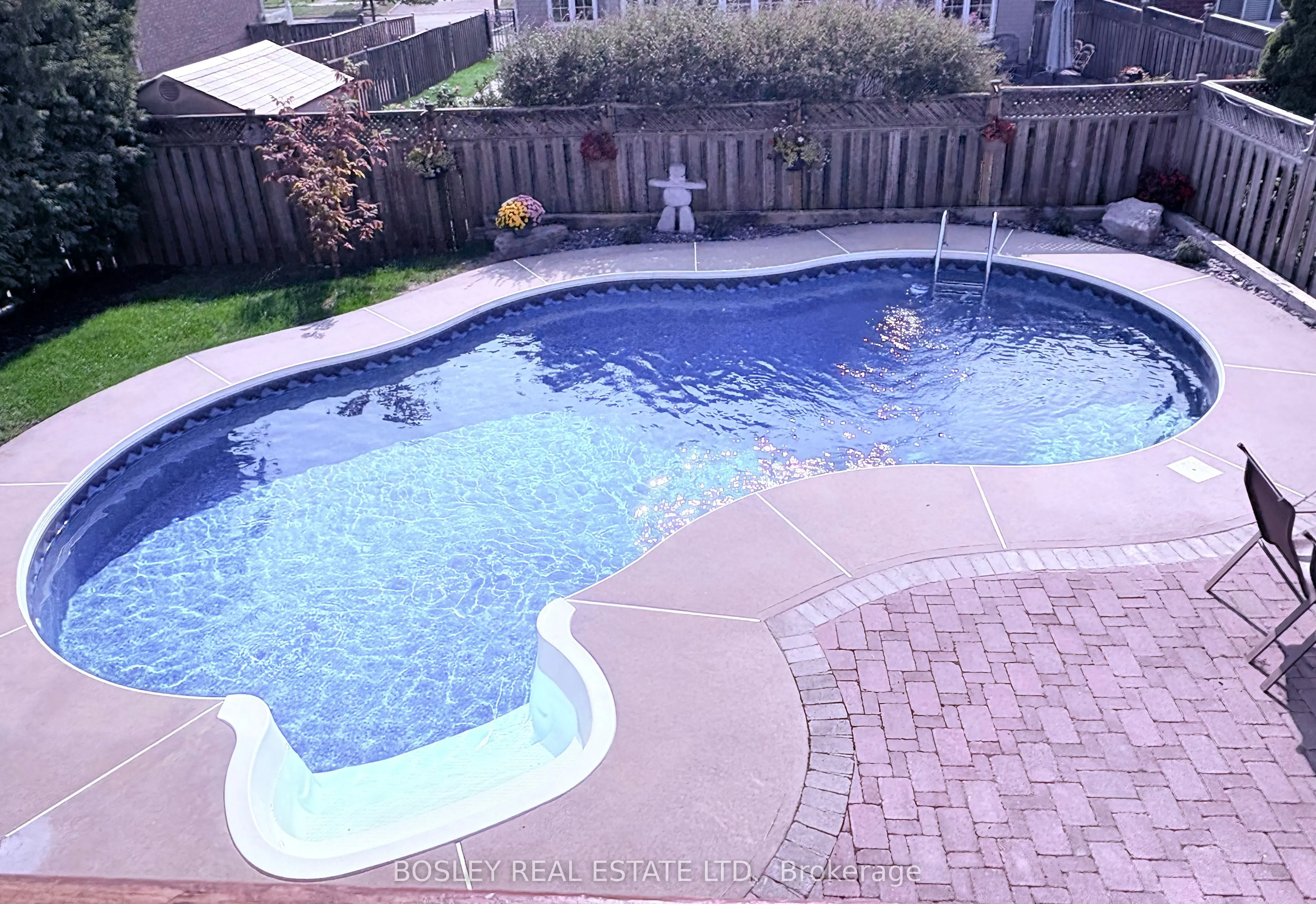 29 Mortimer Crescent