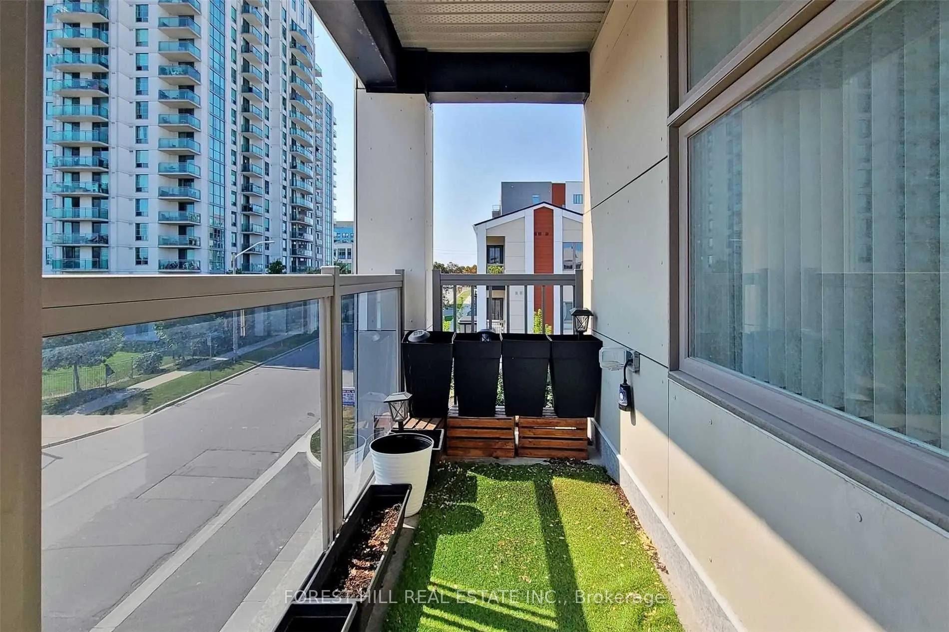 60 Orchid Place, #TH-2