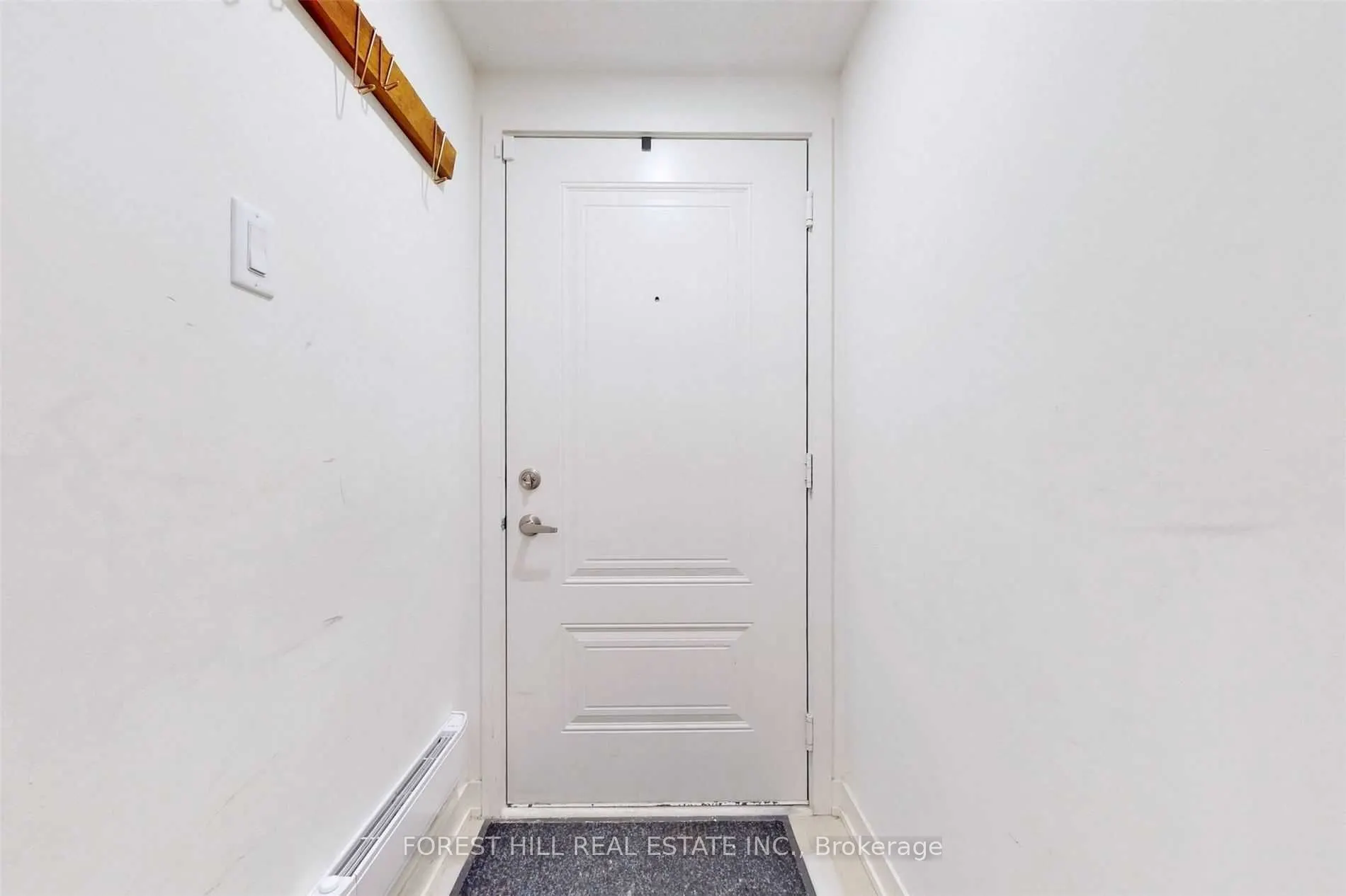 60 Orchid Place, #TH-2