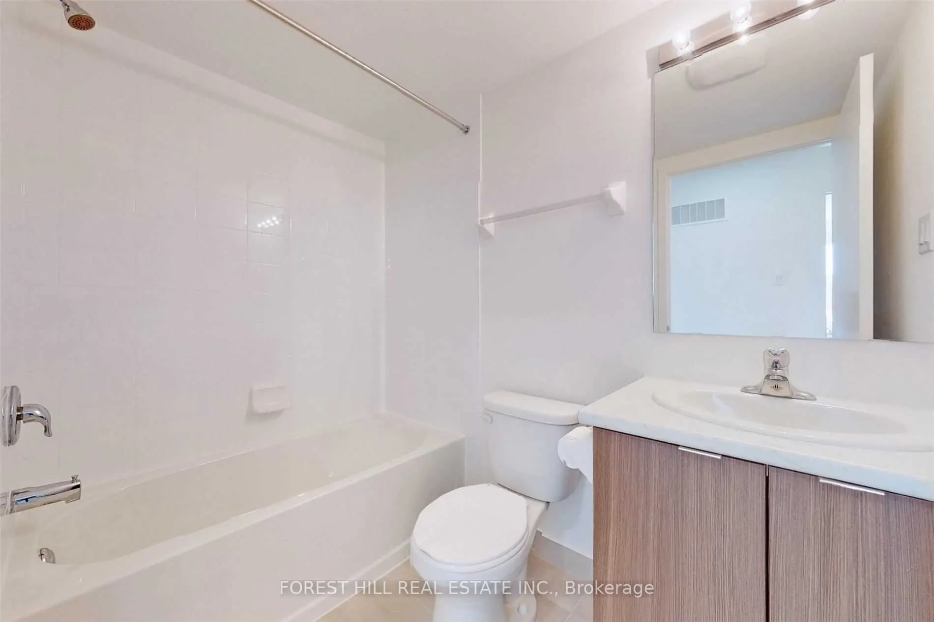 60 Orchid Place, #TH-2