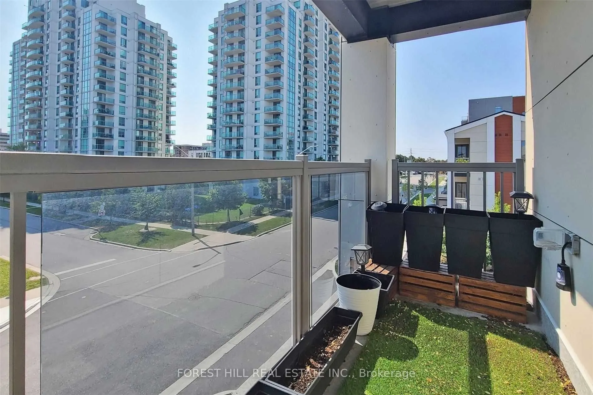60 Orchid Place, #TH-2