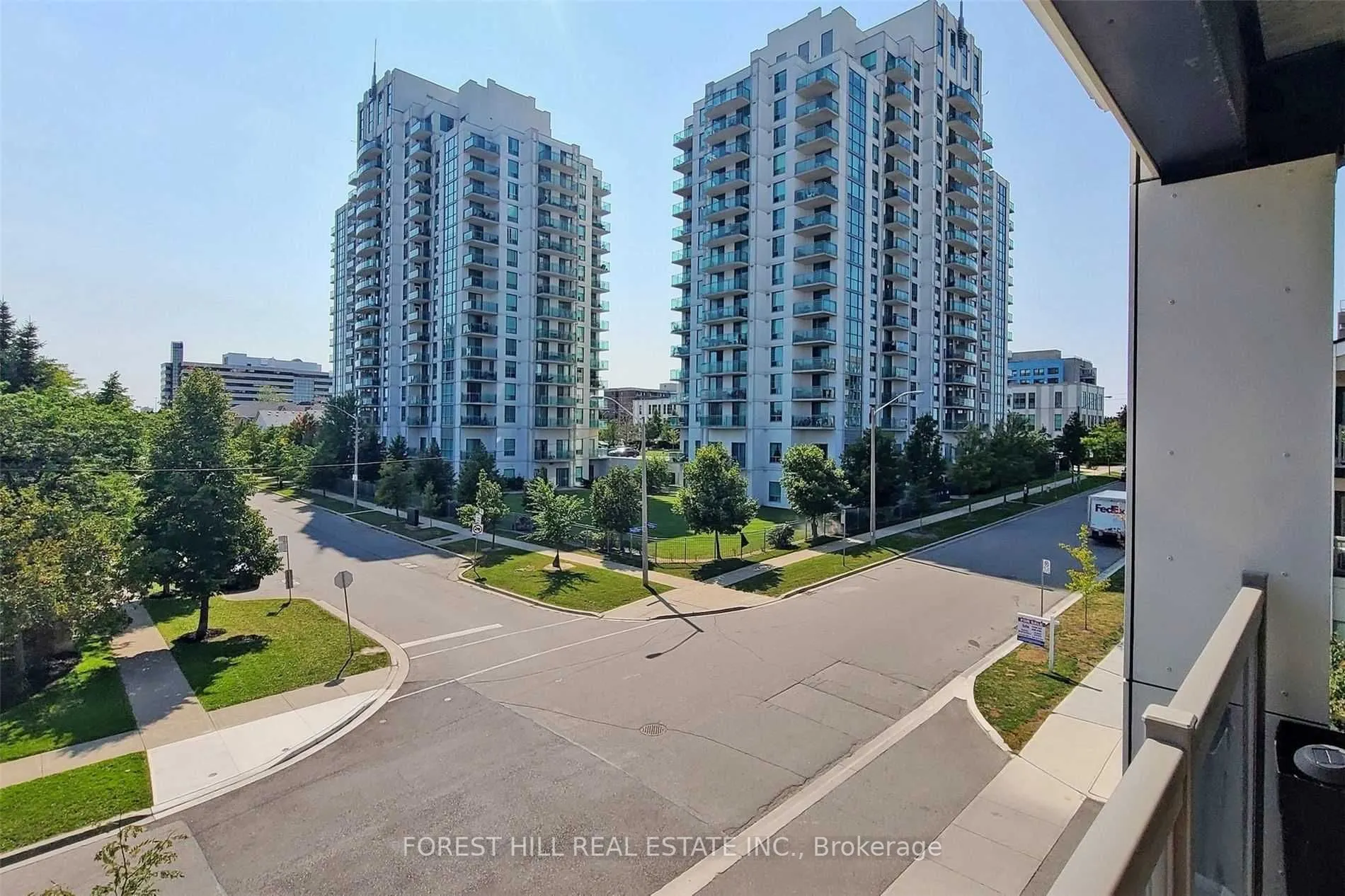 60 Orchid Place, #TH-2