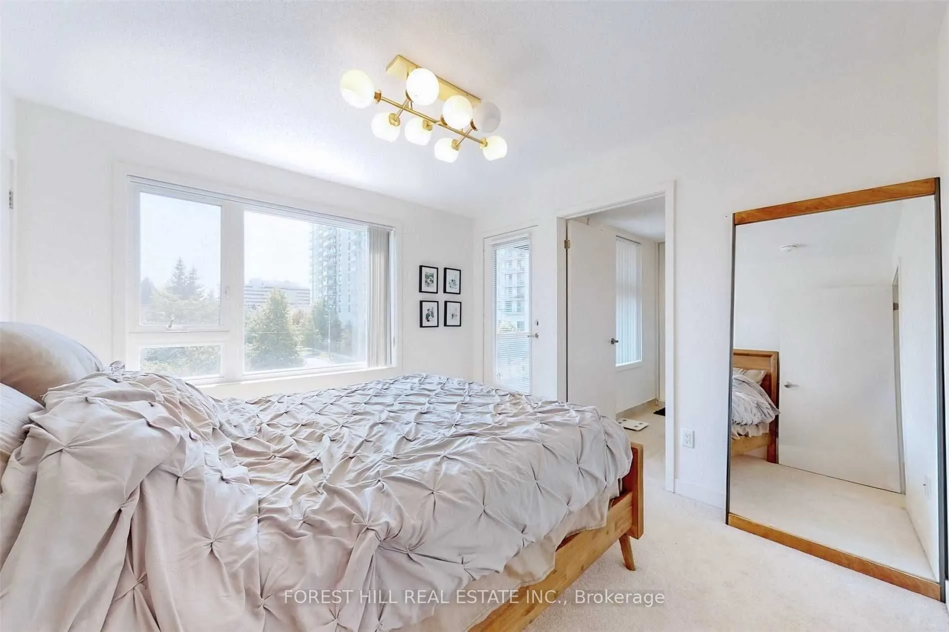 60 Orchid Place, #TH-2