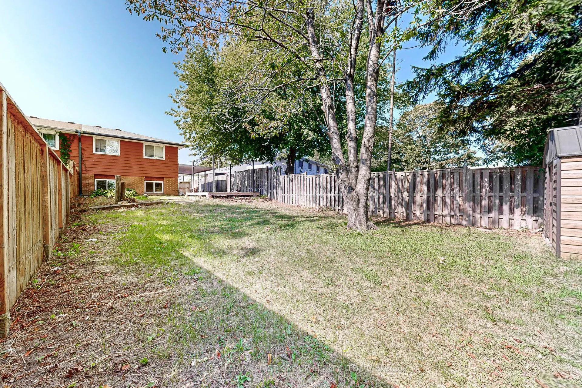 1119 Valley Court
