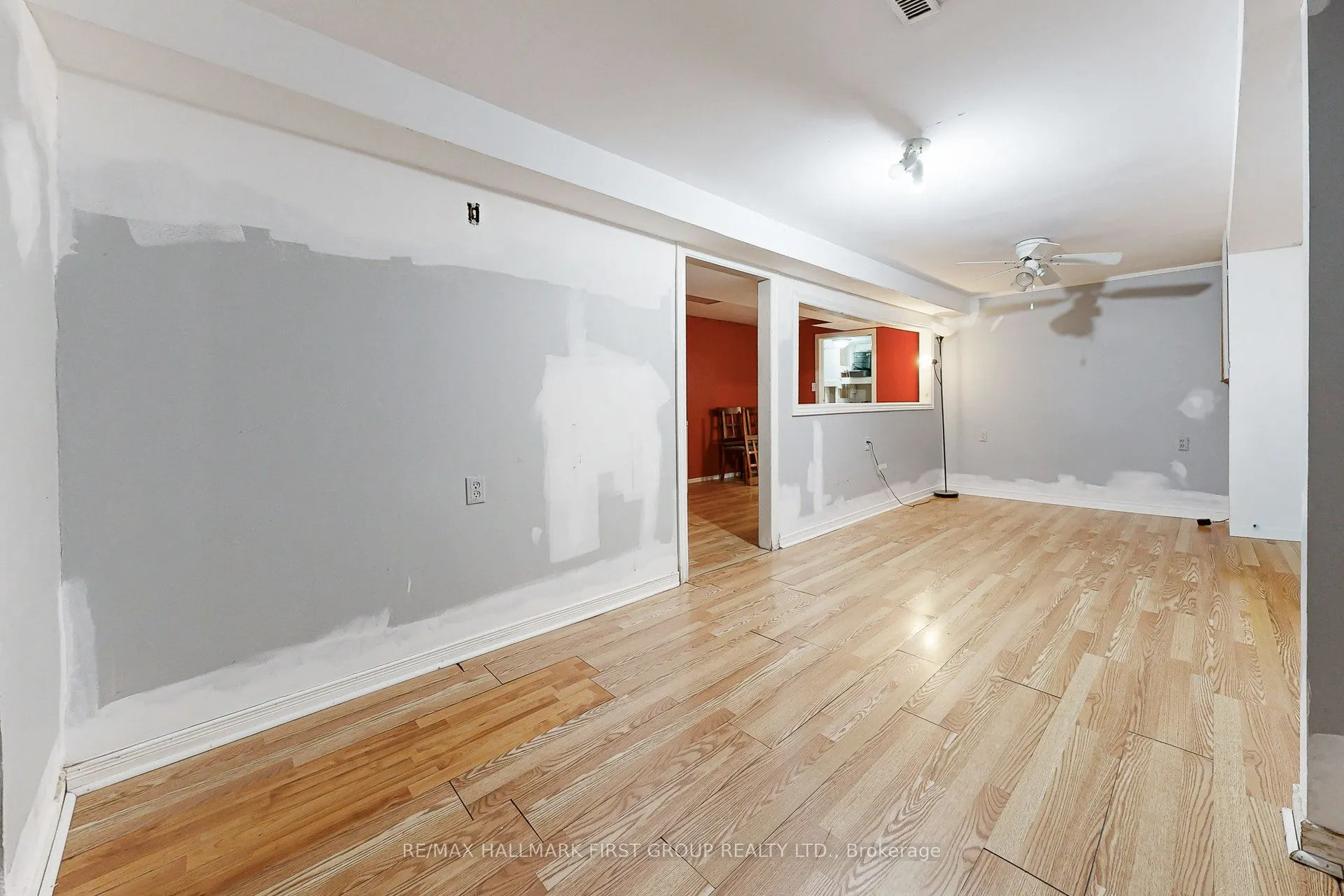 1119 Valley Court