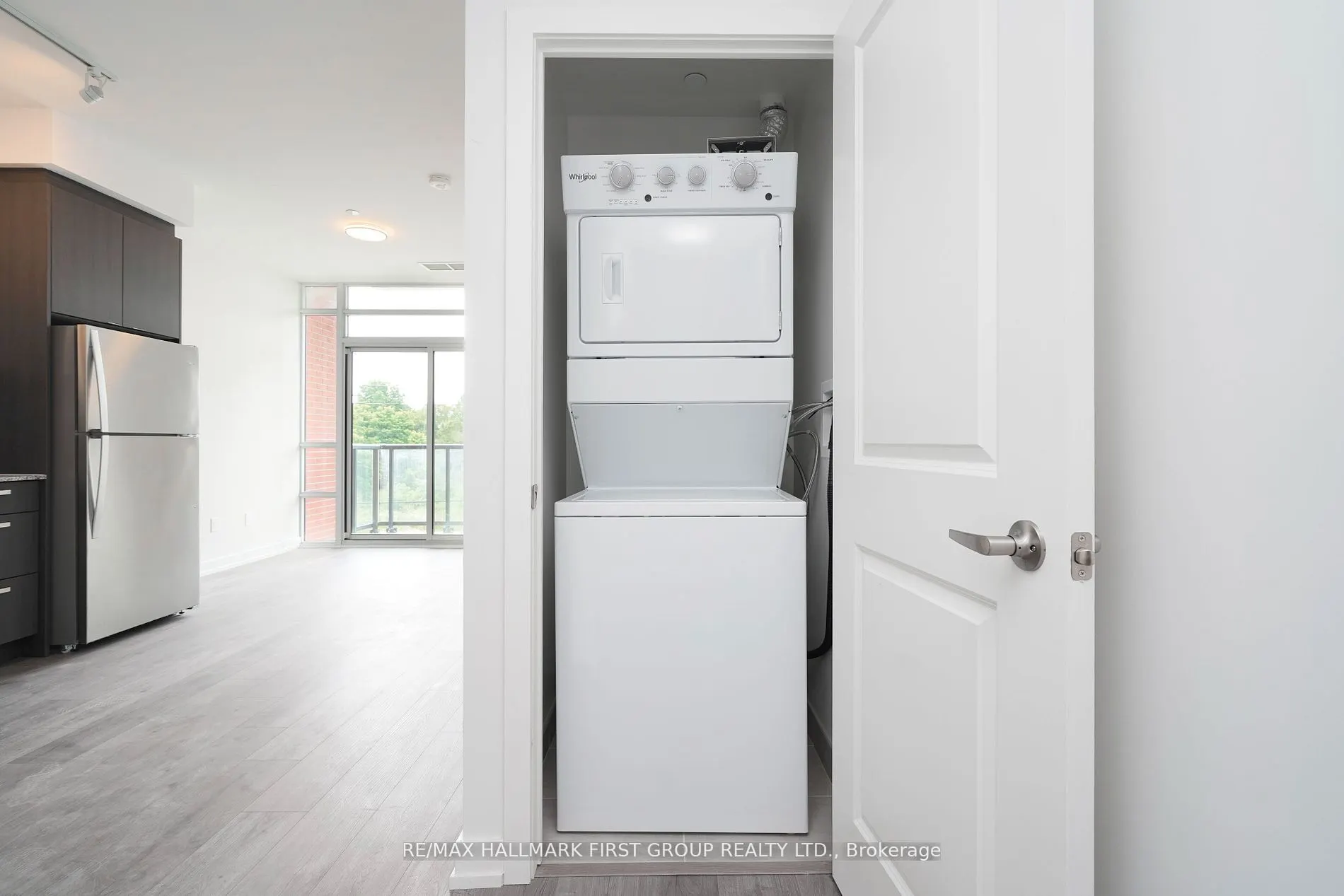 1010 Dundas Street E, #216