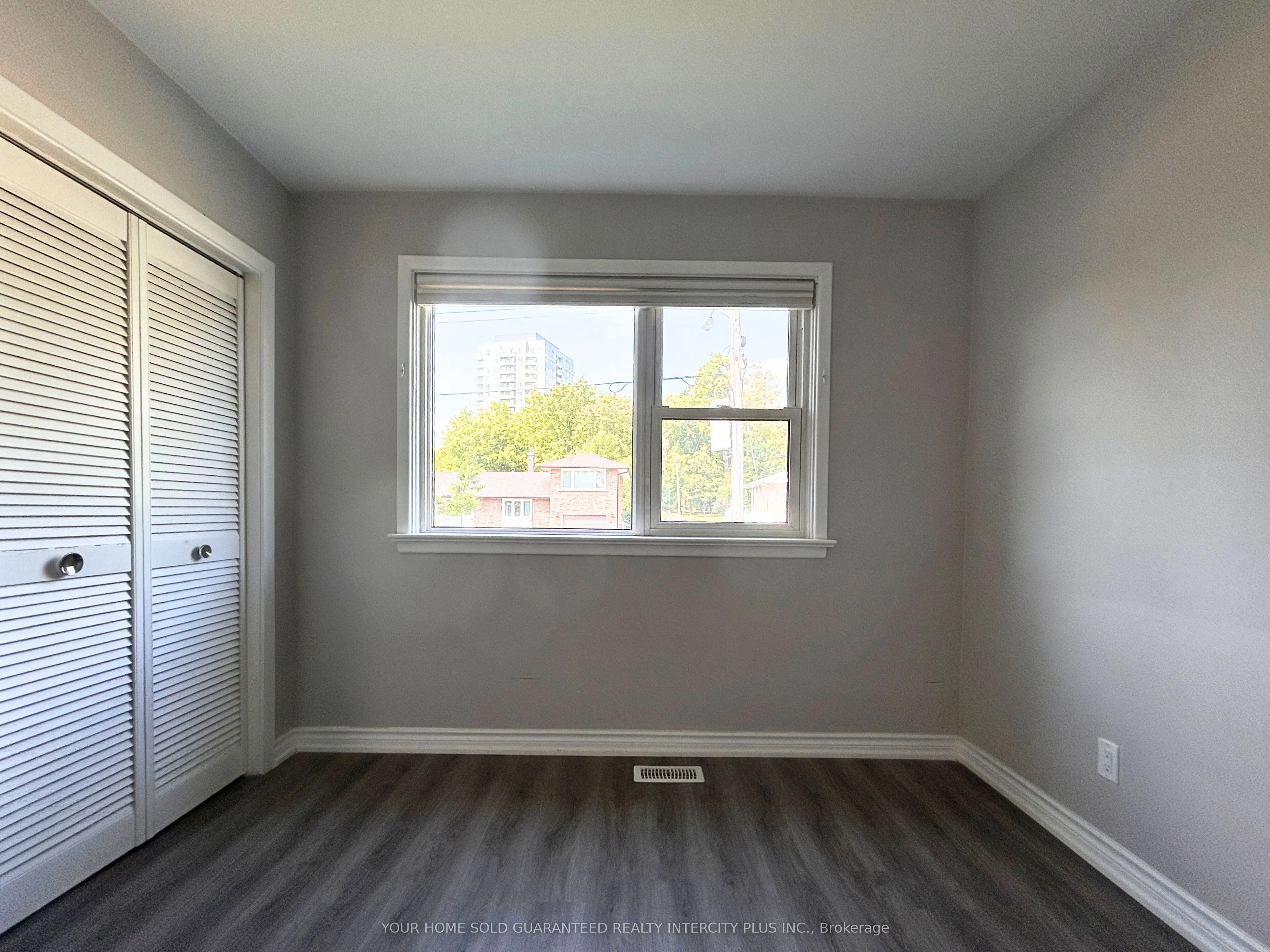 3 Heatherington Drive, #MAIN FLOOR