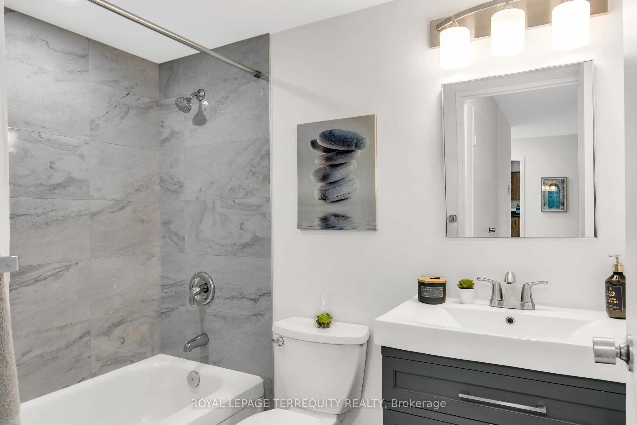 2500 Bridletowne Circle, #207