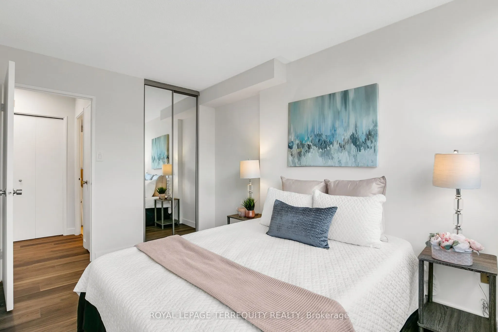 2500 Bridletowne Circle, #207