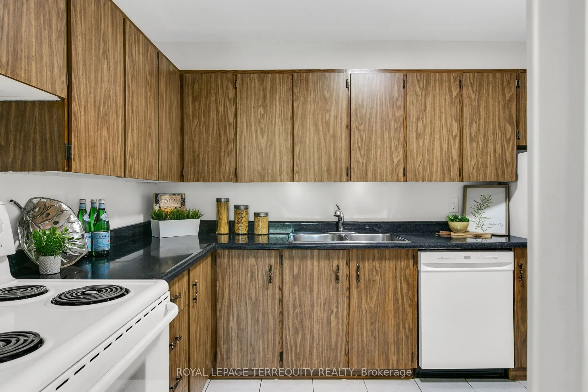 2500 Bridletowne Circle, #207