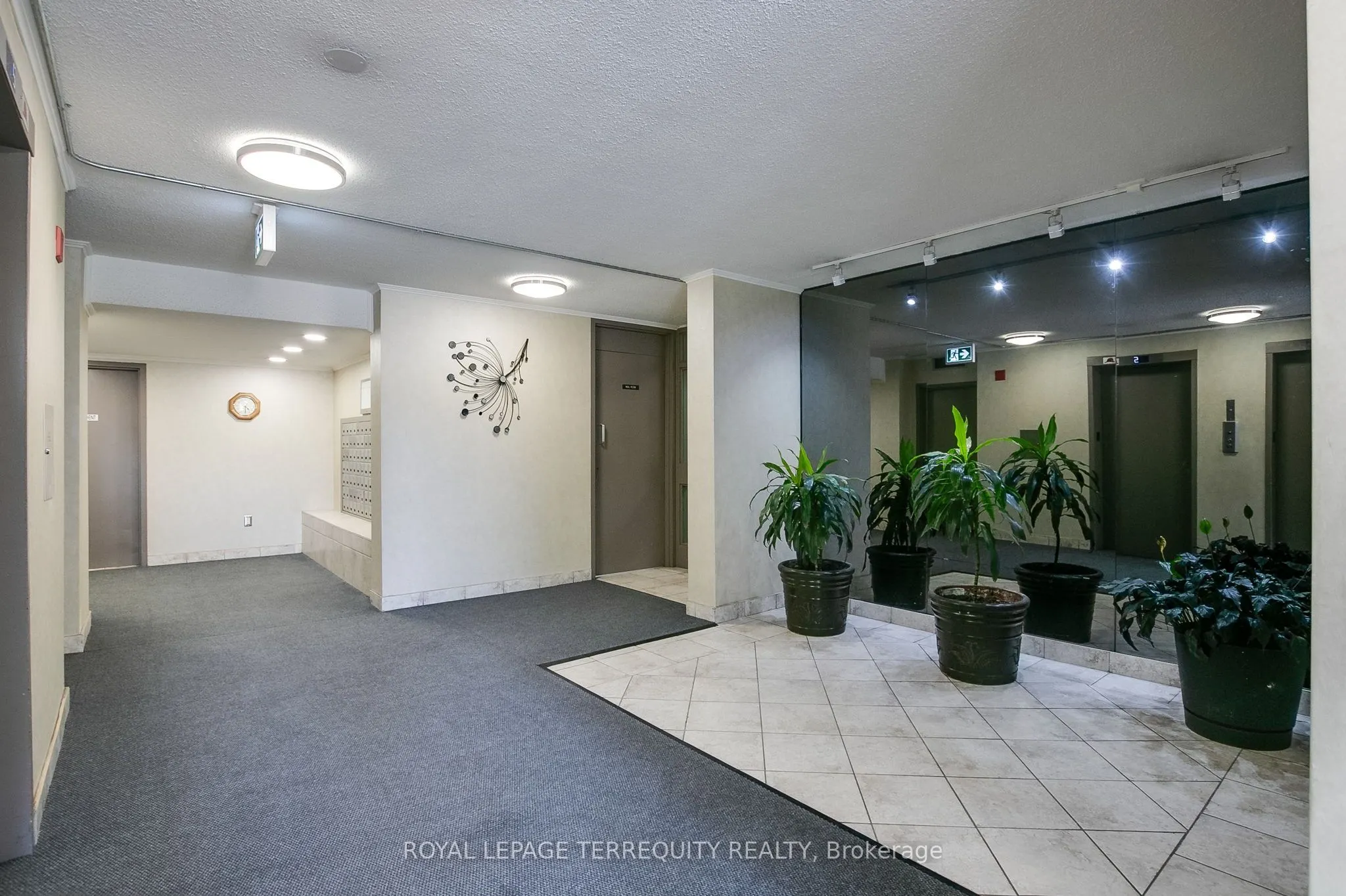 2500 Bridletowne Circle, #207