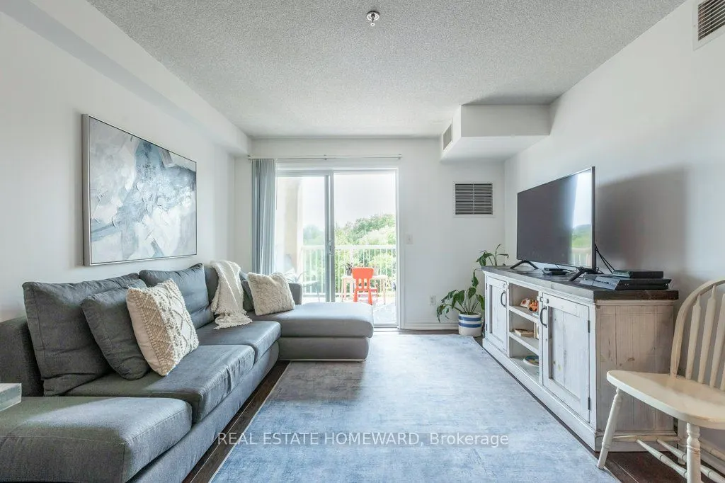 684 Warden Avenue, #302