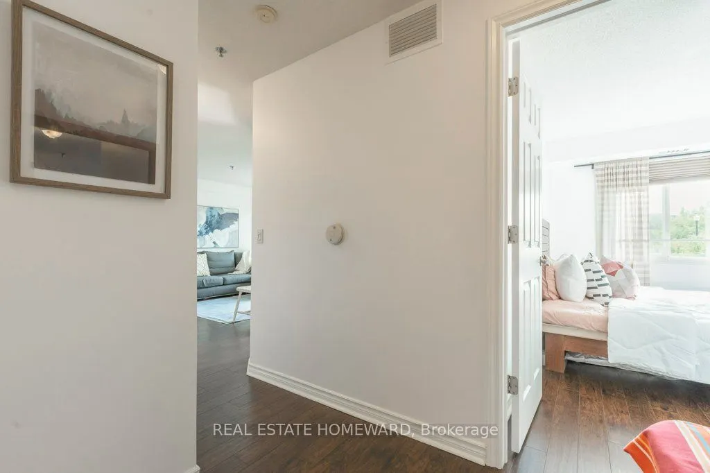 684 Warden Avenue, #302