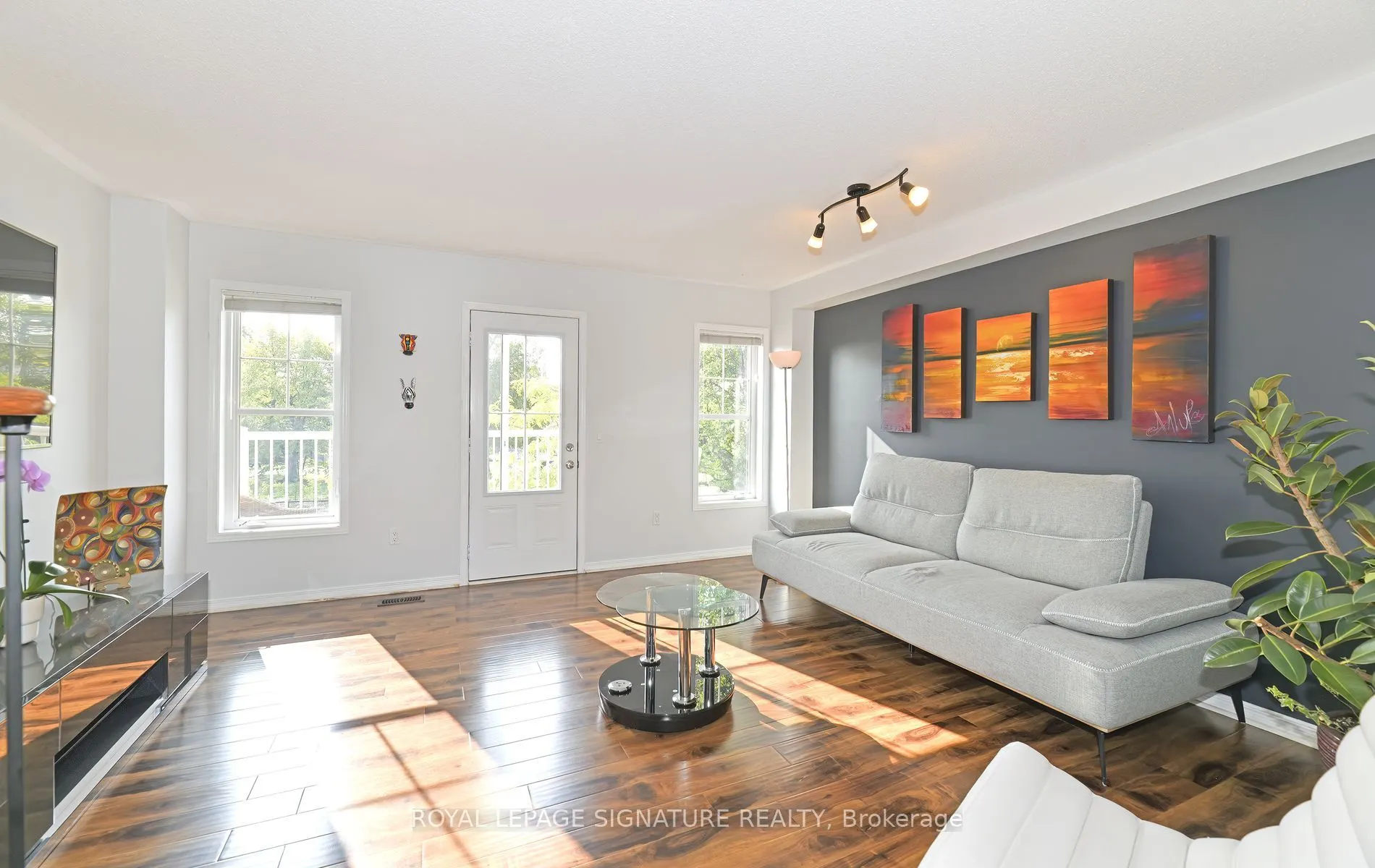 116 Harbourside Drive