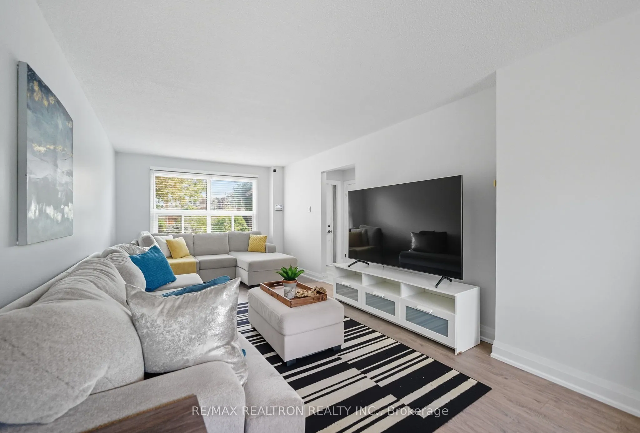 83 Fieldside Drive