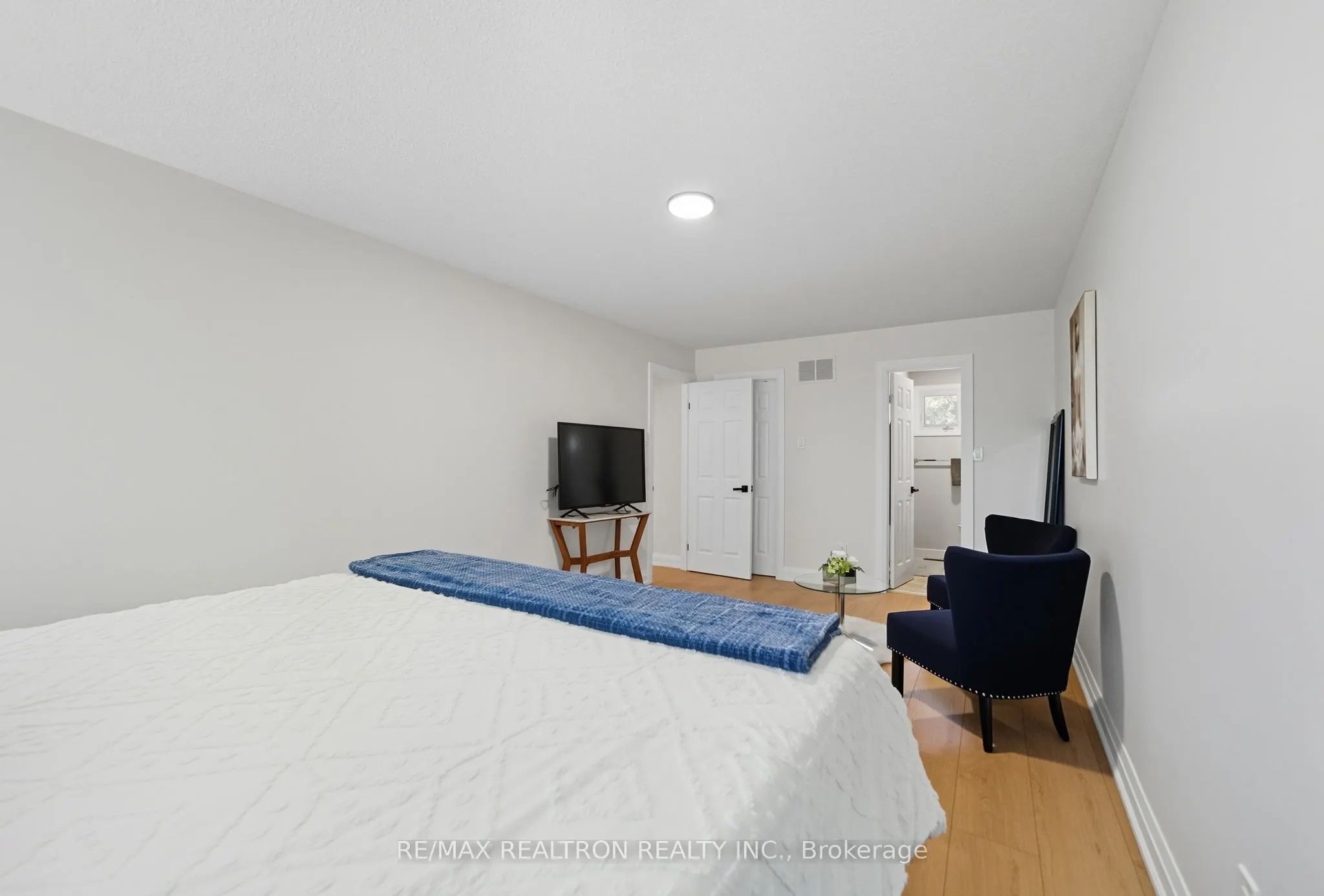 83 Fieldside Drive