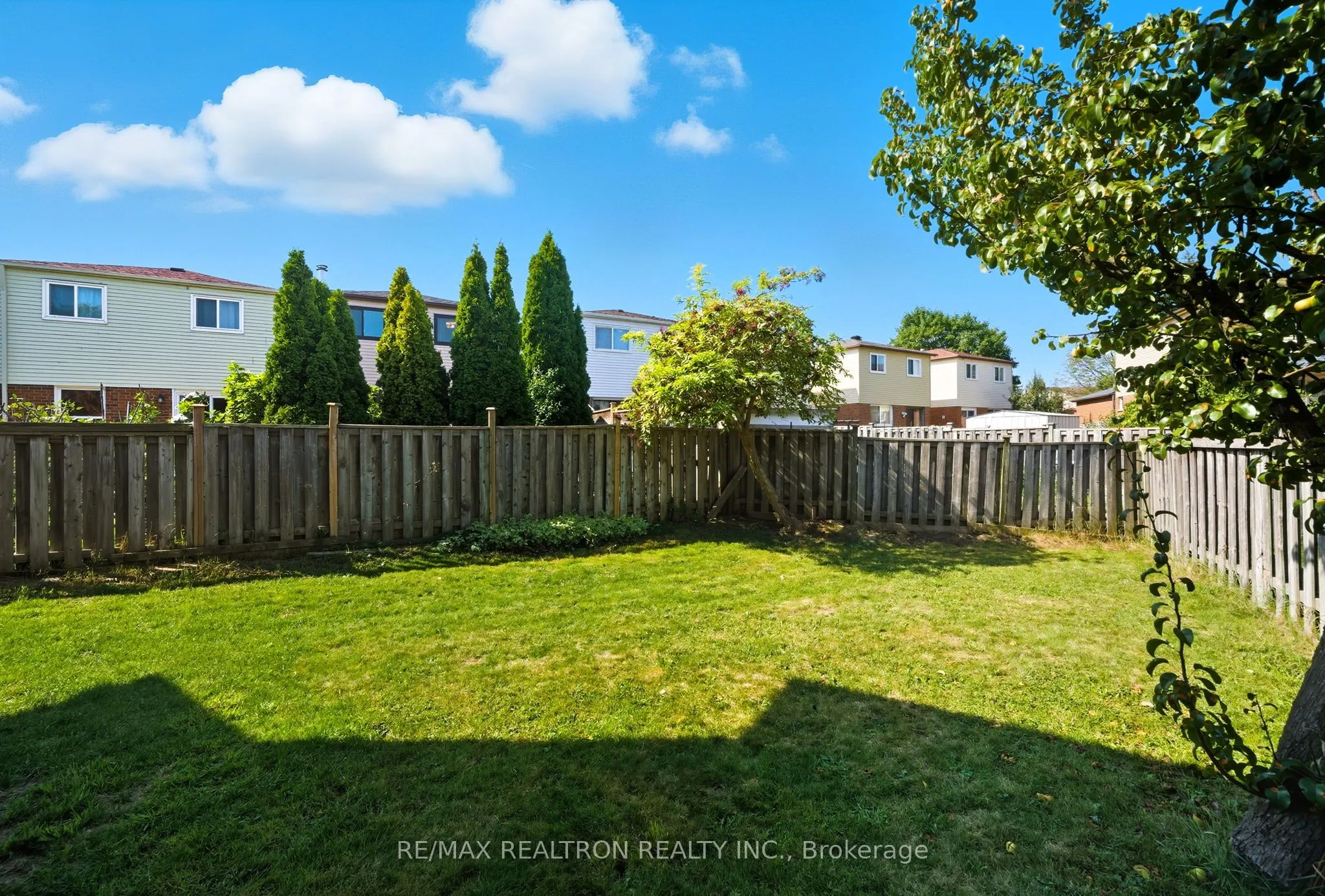 83 Fieldside Drive