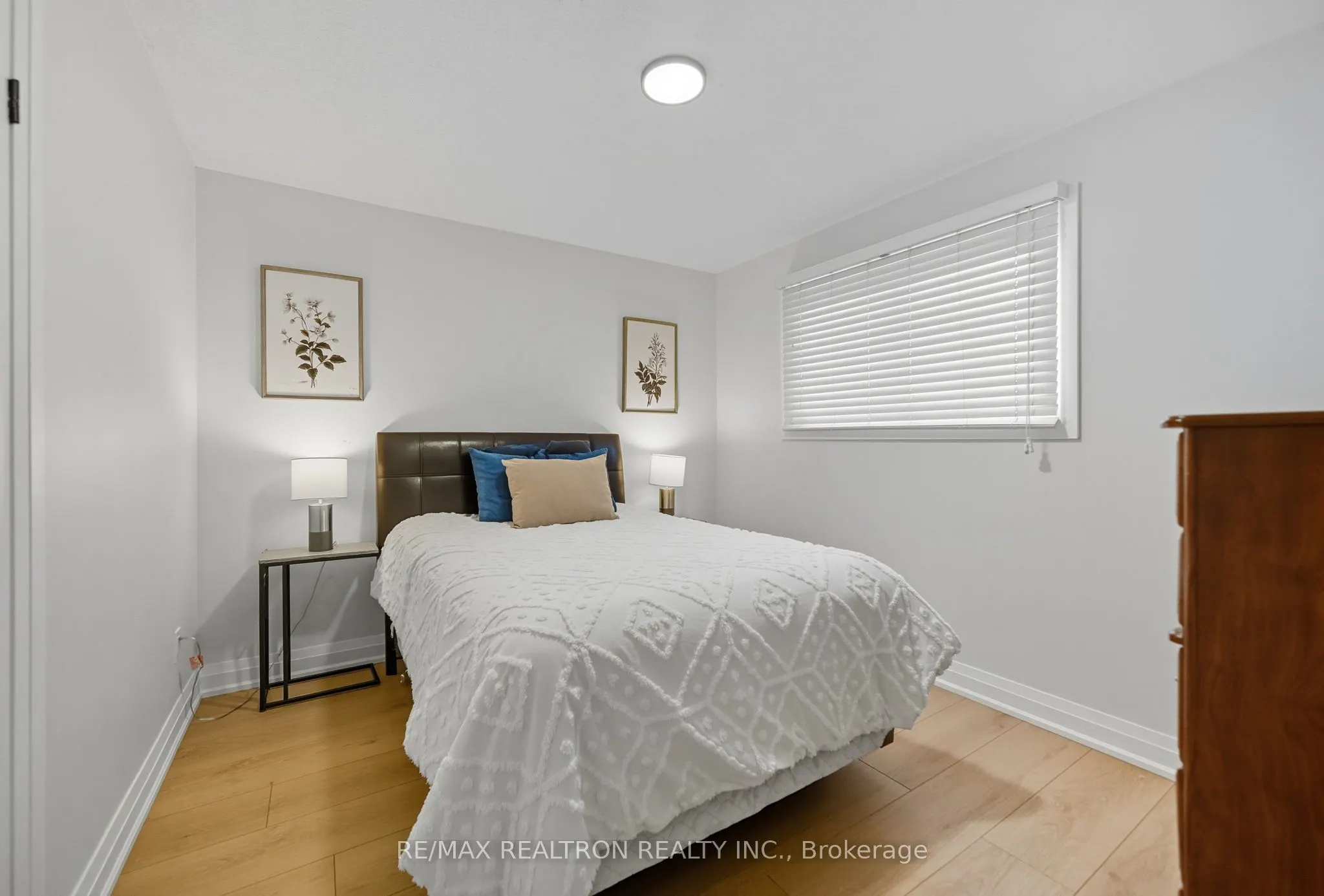 83 Fieldside Drive