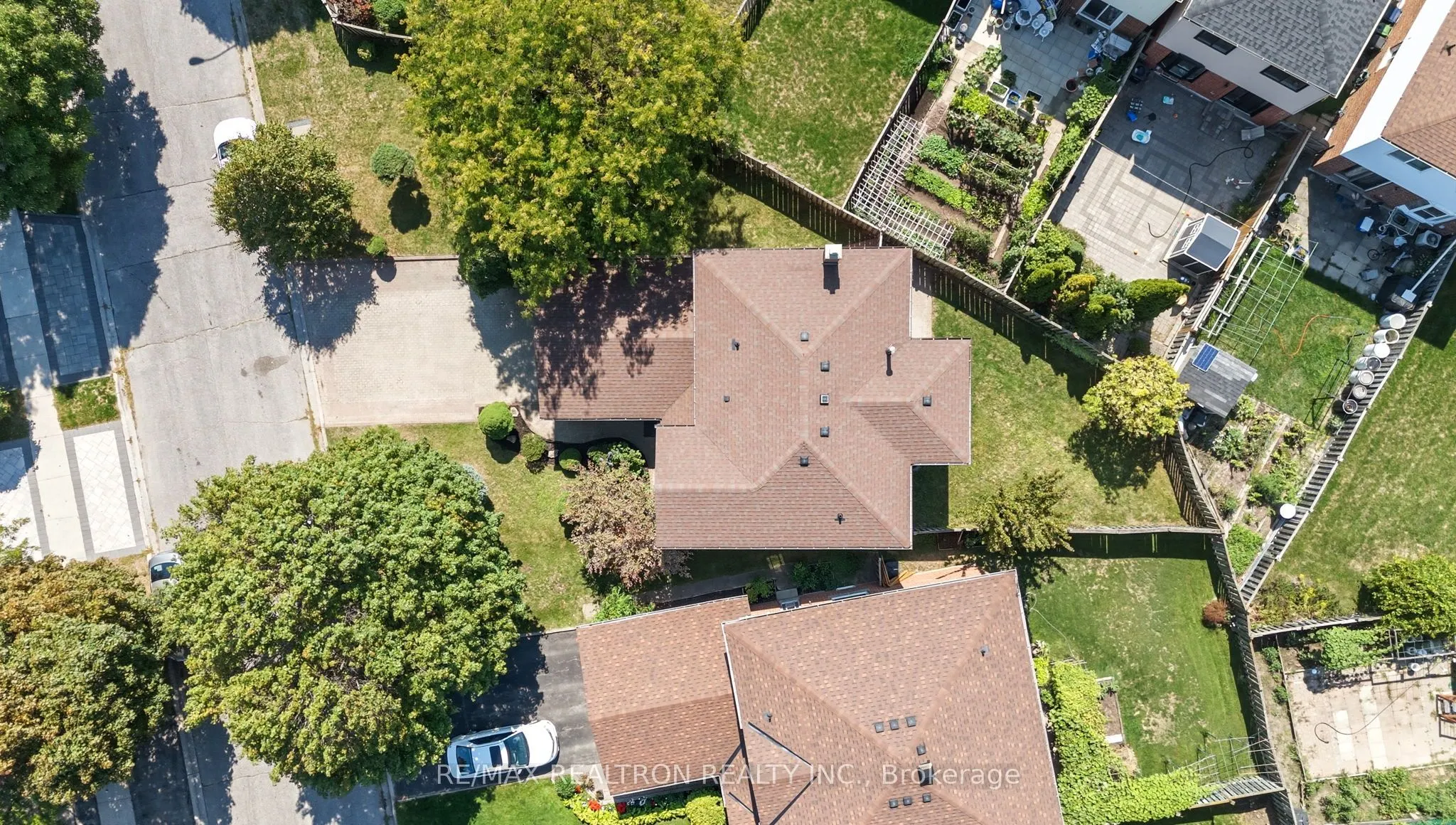 83 Fieldside Drive