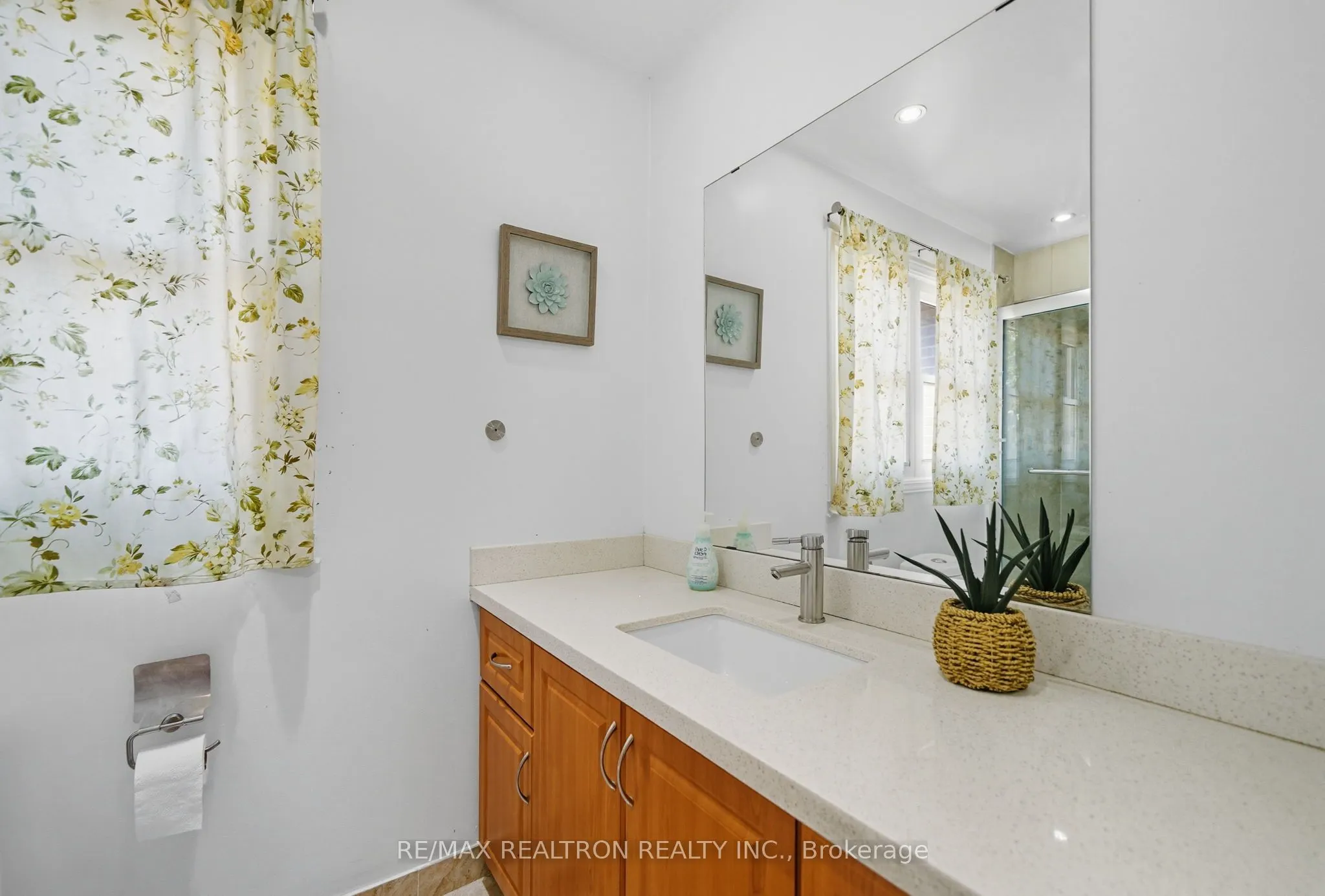 83 Fieldside Drive
