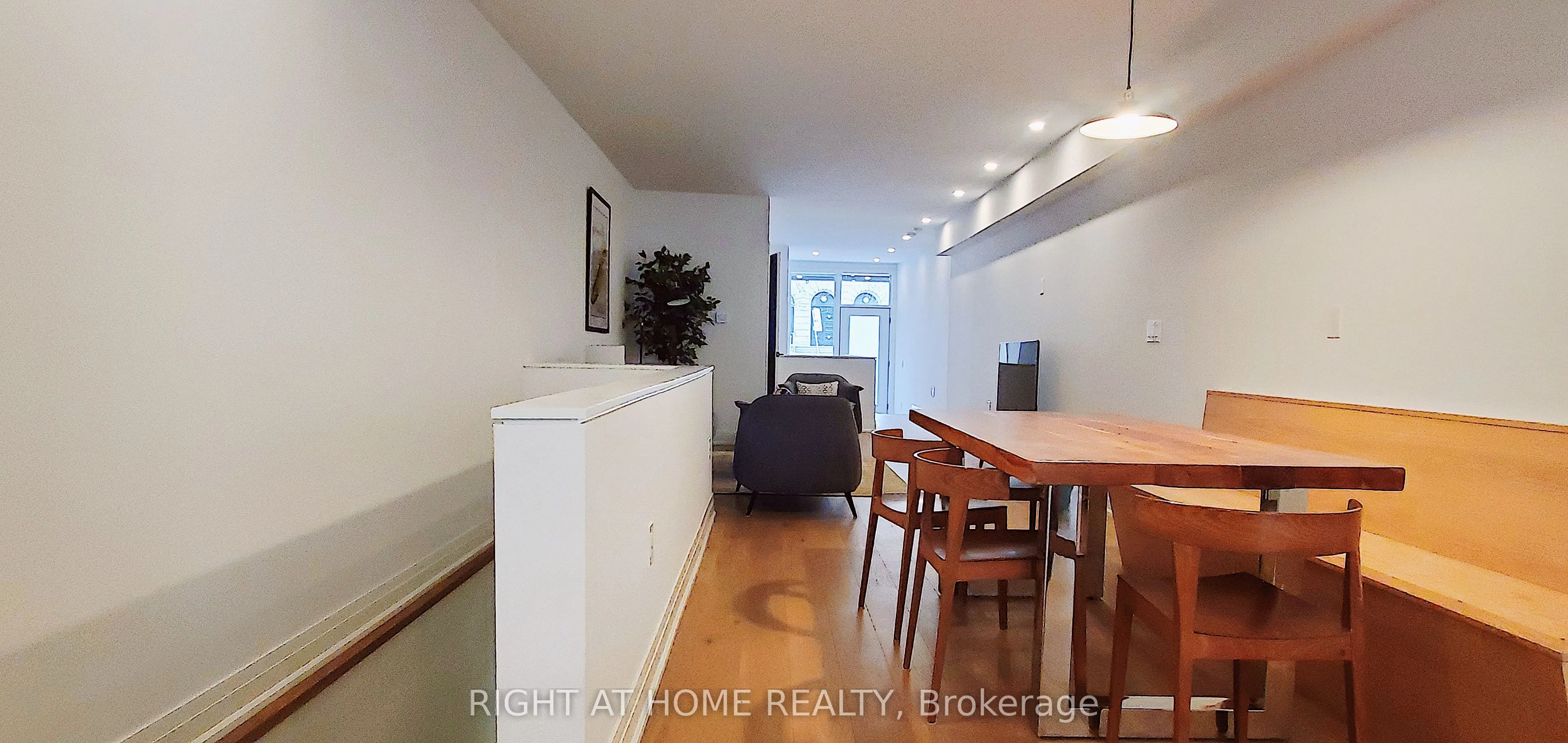 710 Gerrard Street E, #6