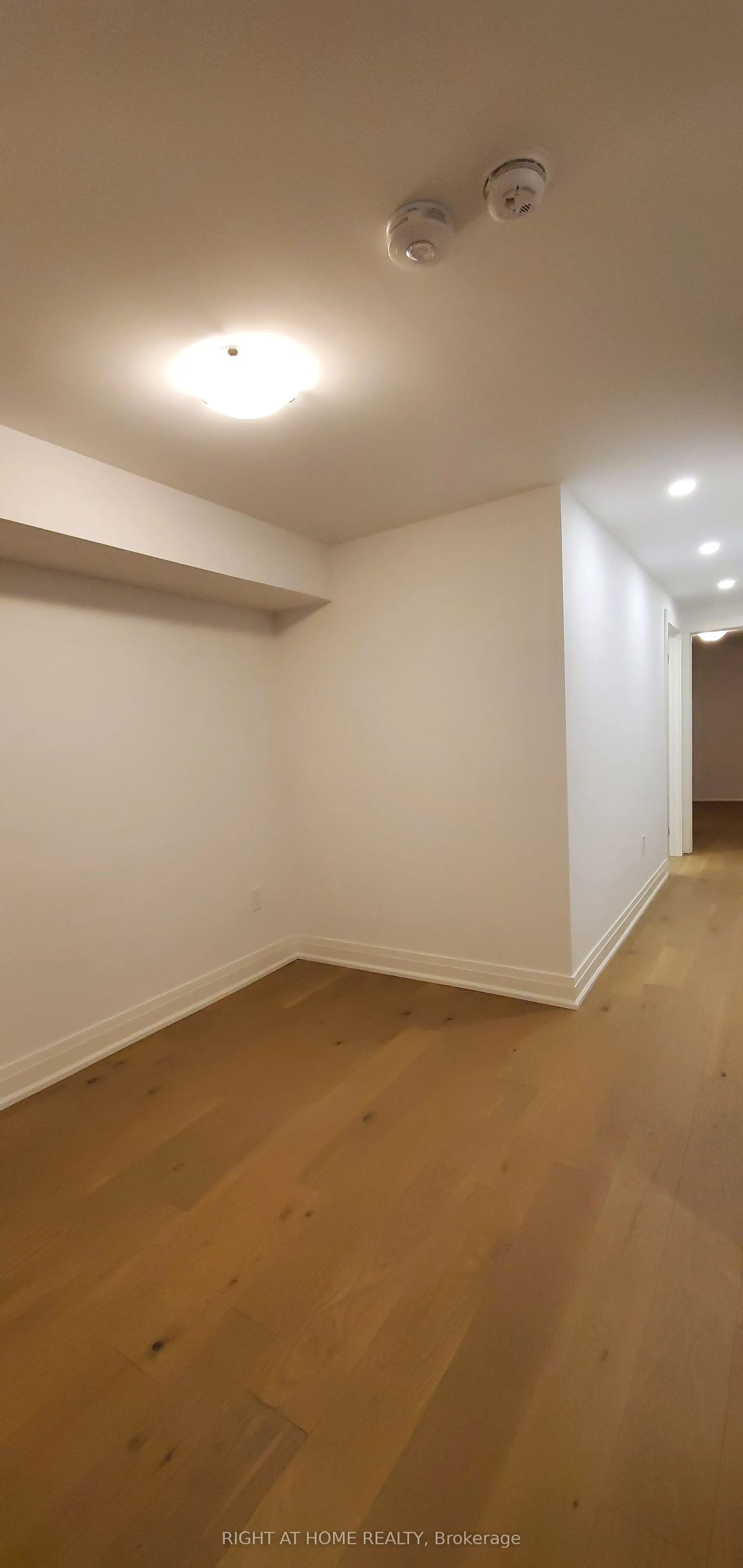 710 Gerrard Street E, #6