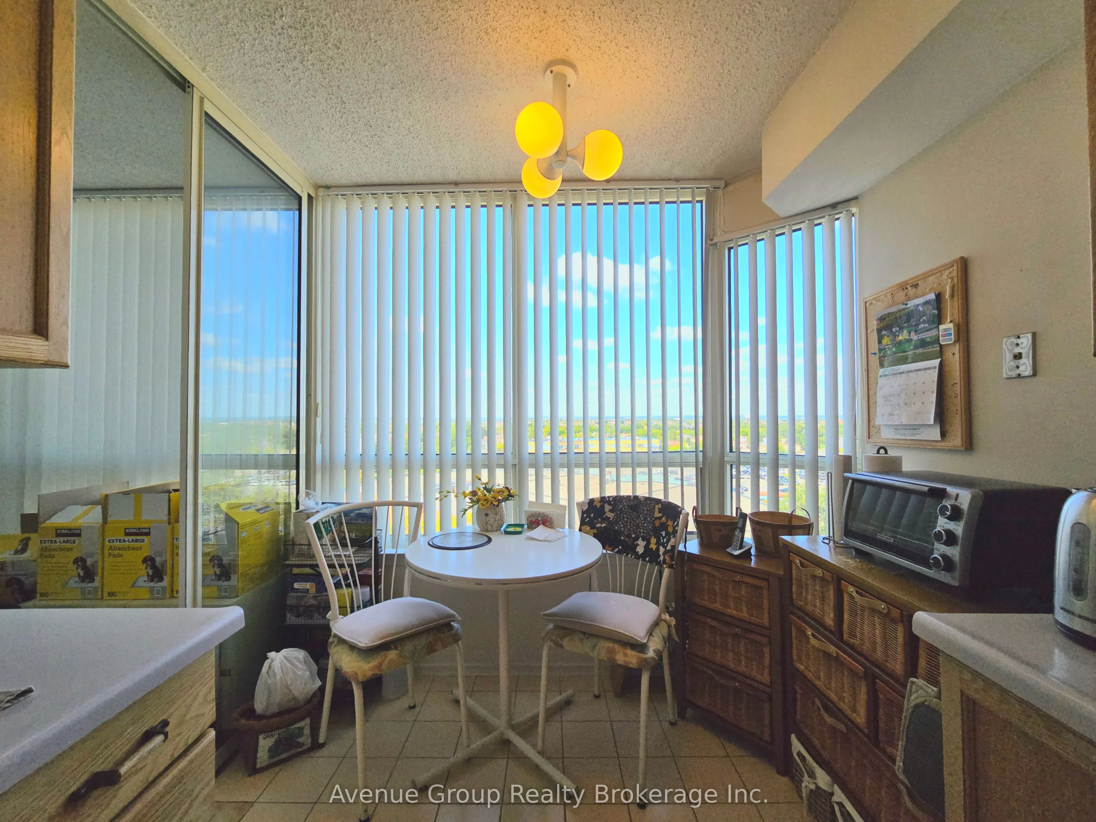 300 Alton Towers Circle, #904