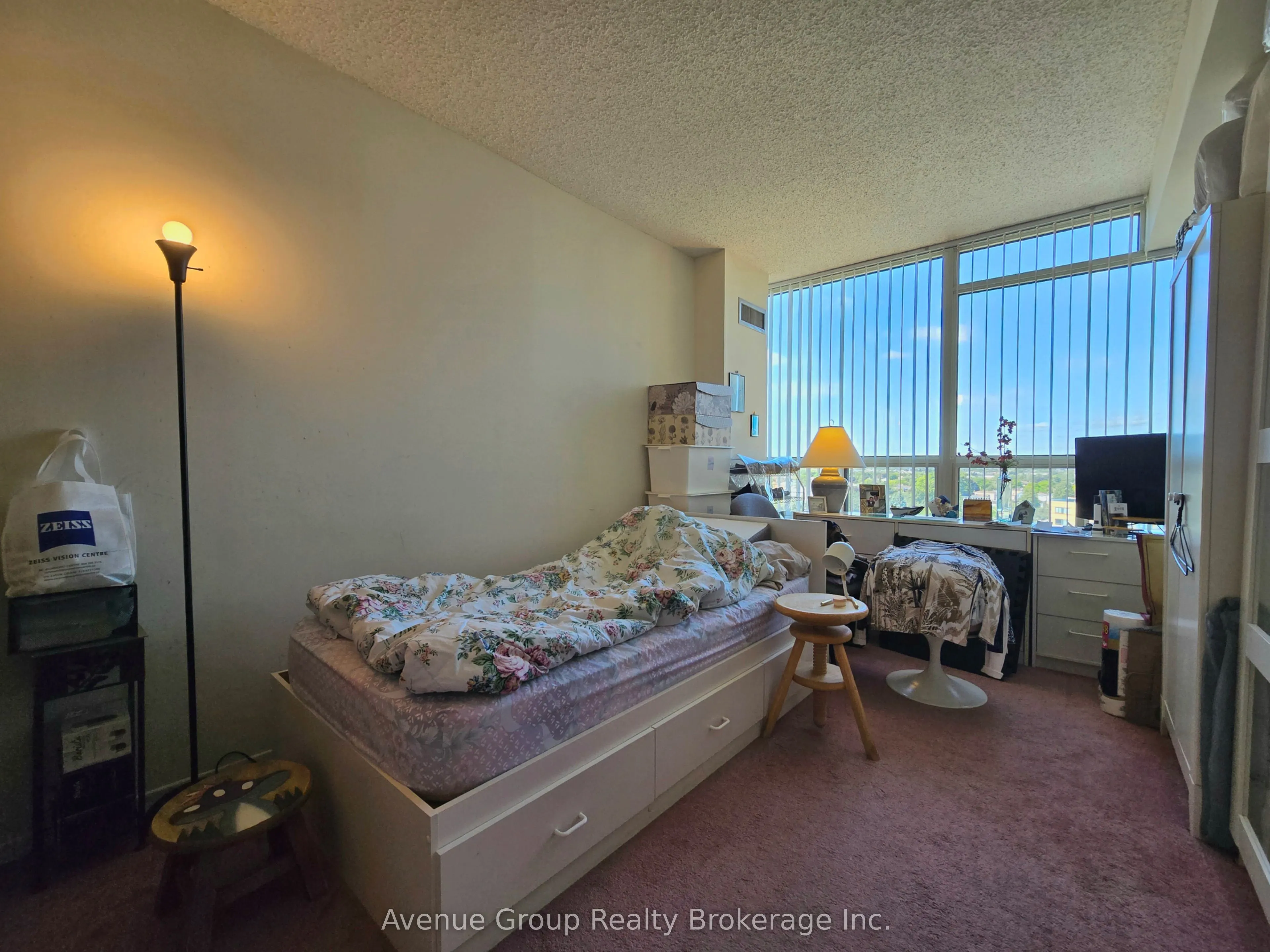 300 Alton Towers Circle, #904